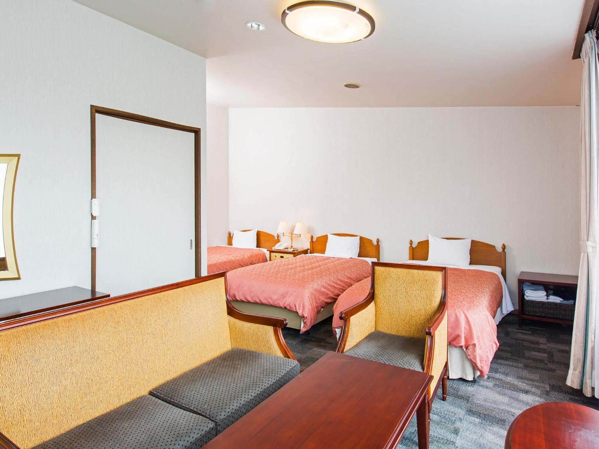 Oriental Garden Triple Room photo 1