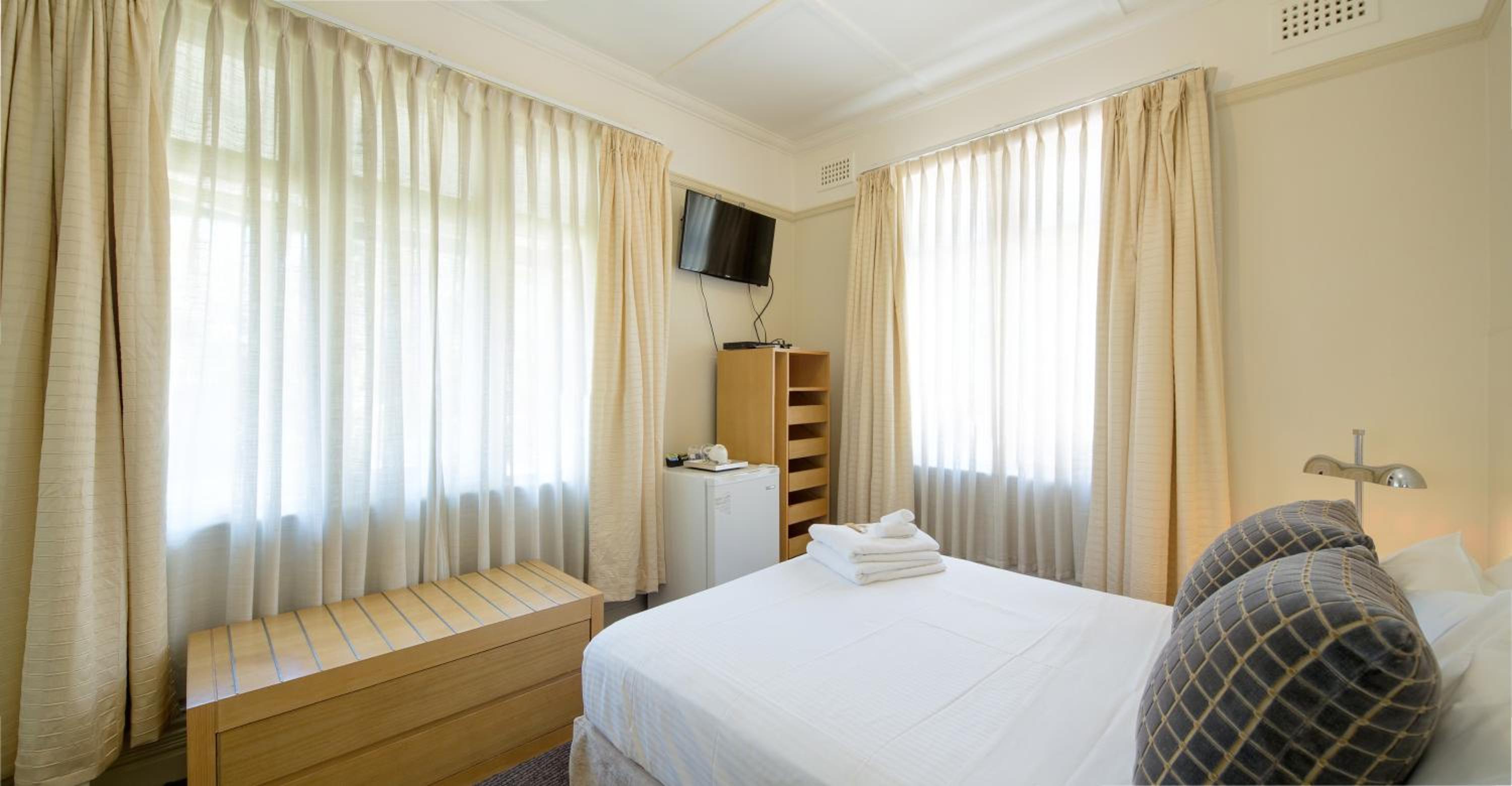 Double Room with Shared Bathroom