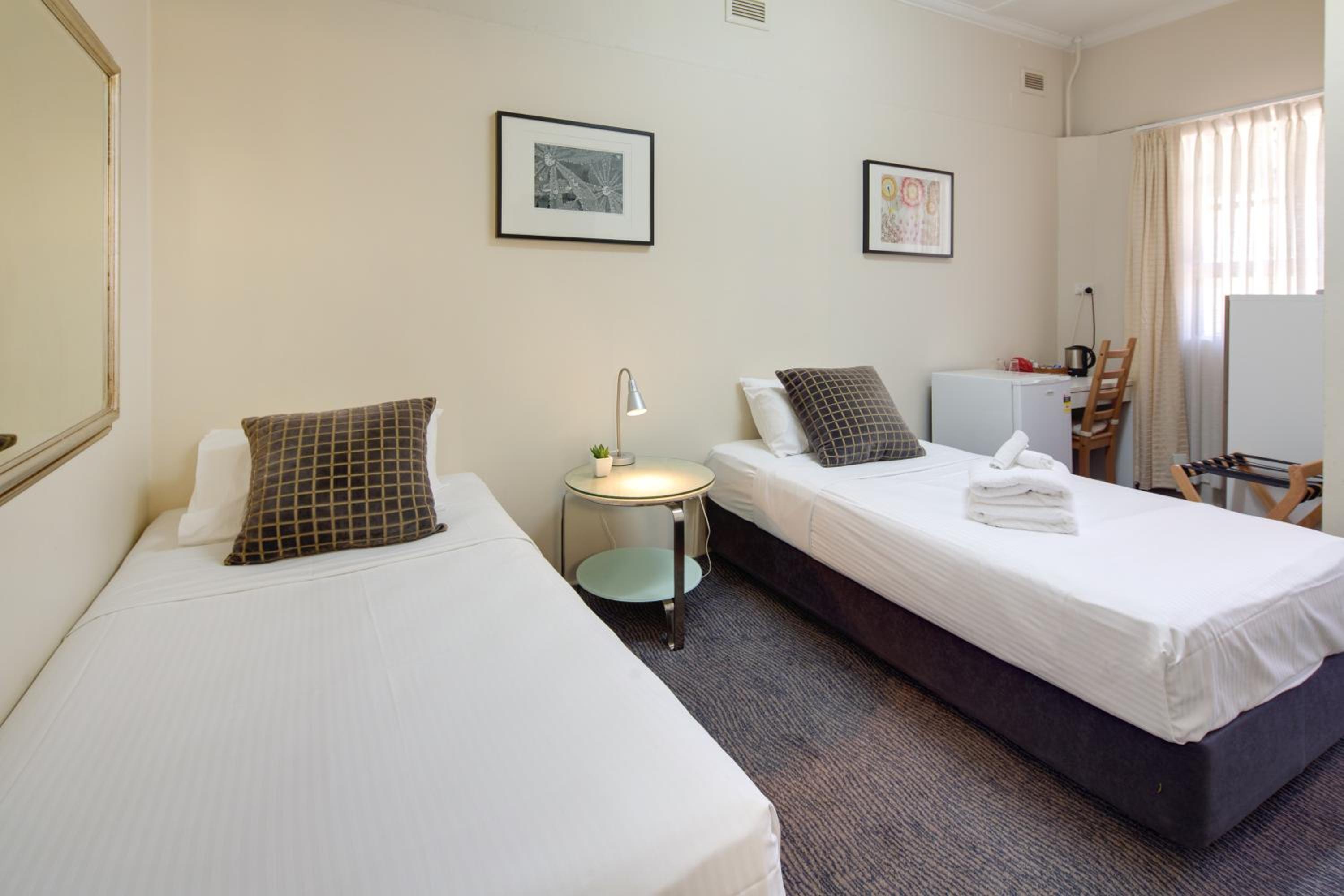Twin Room with Private Bathroom