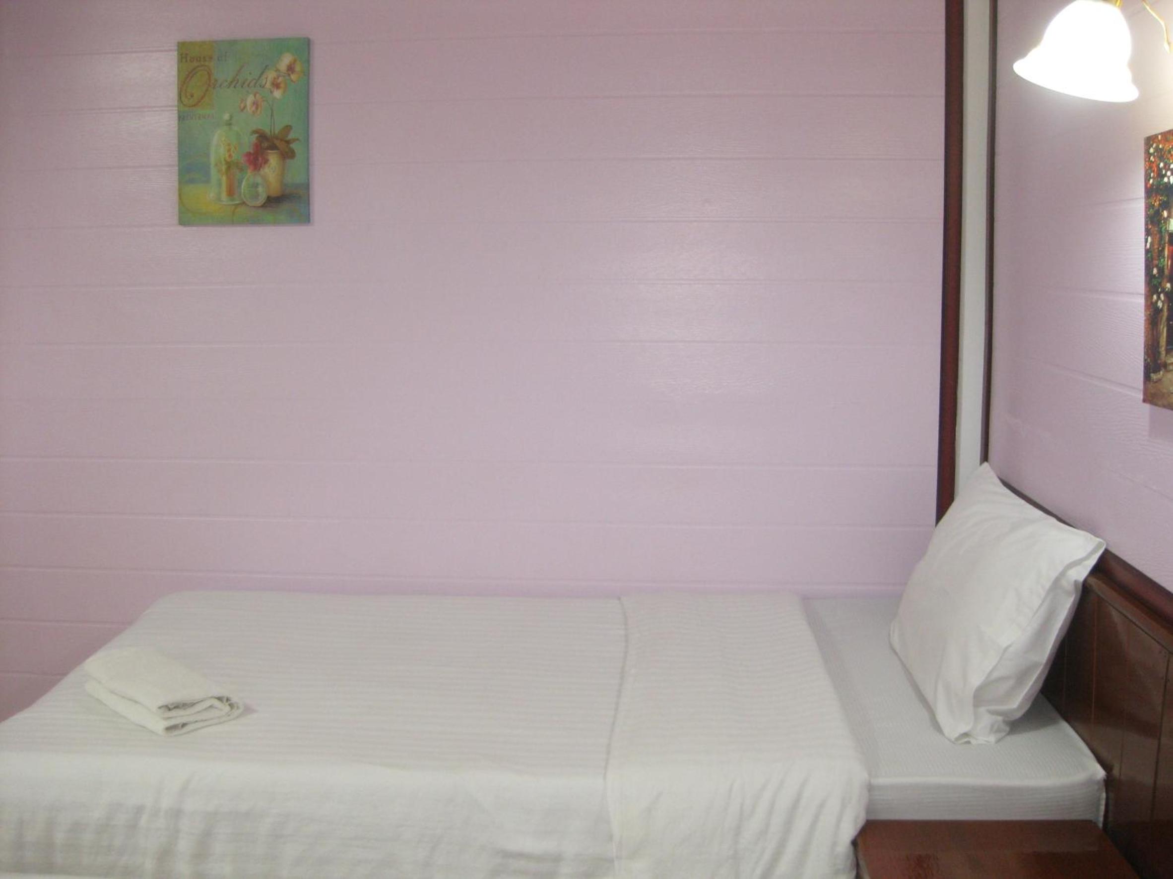 Standard Triple Room - Photo 7