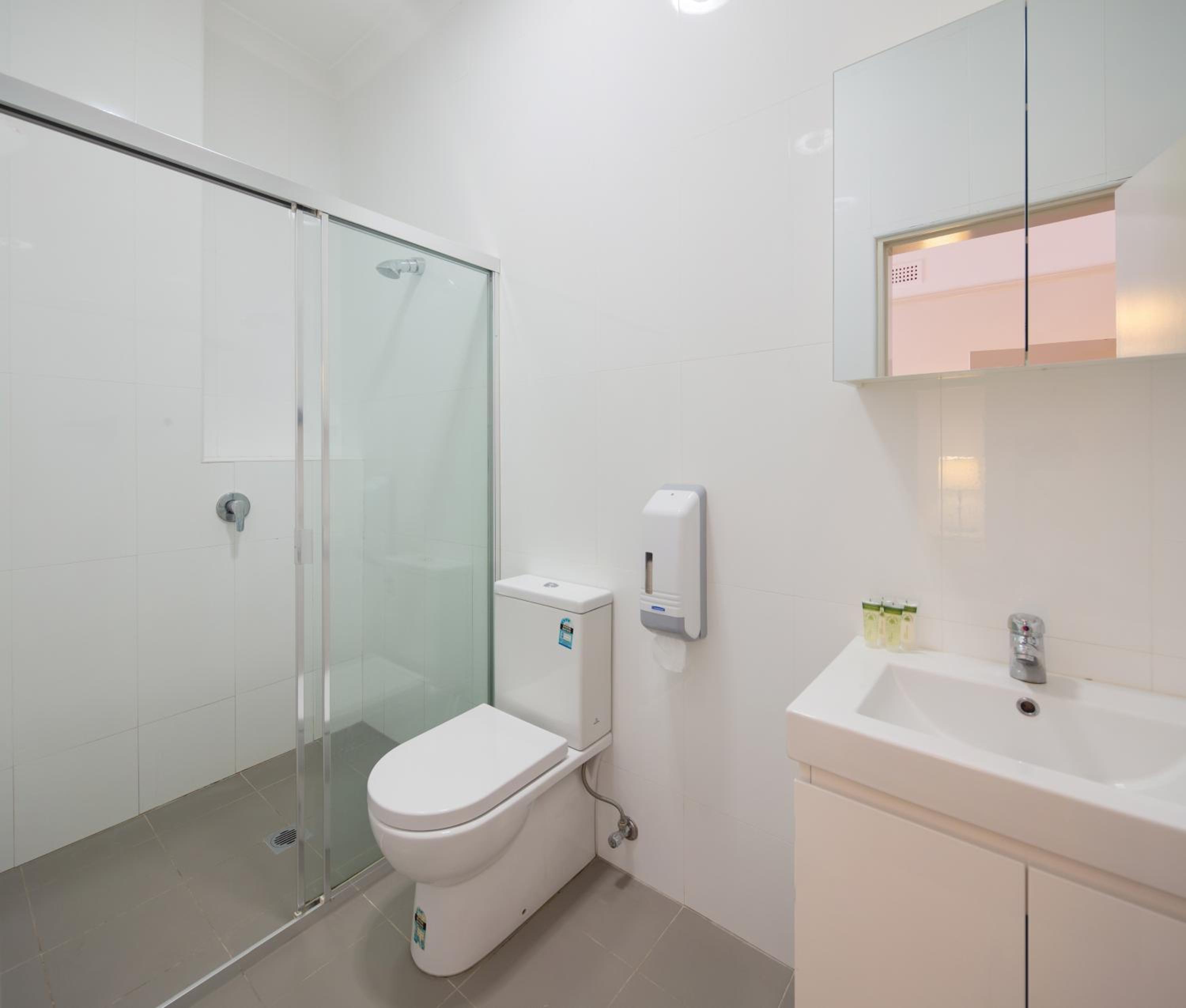 Queen Room with Private Bathroom