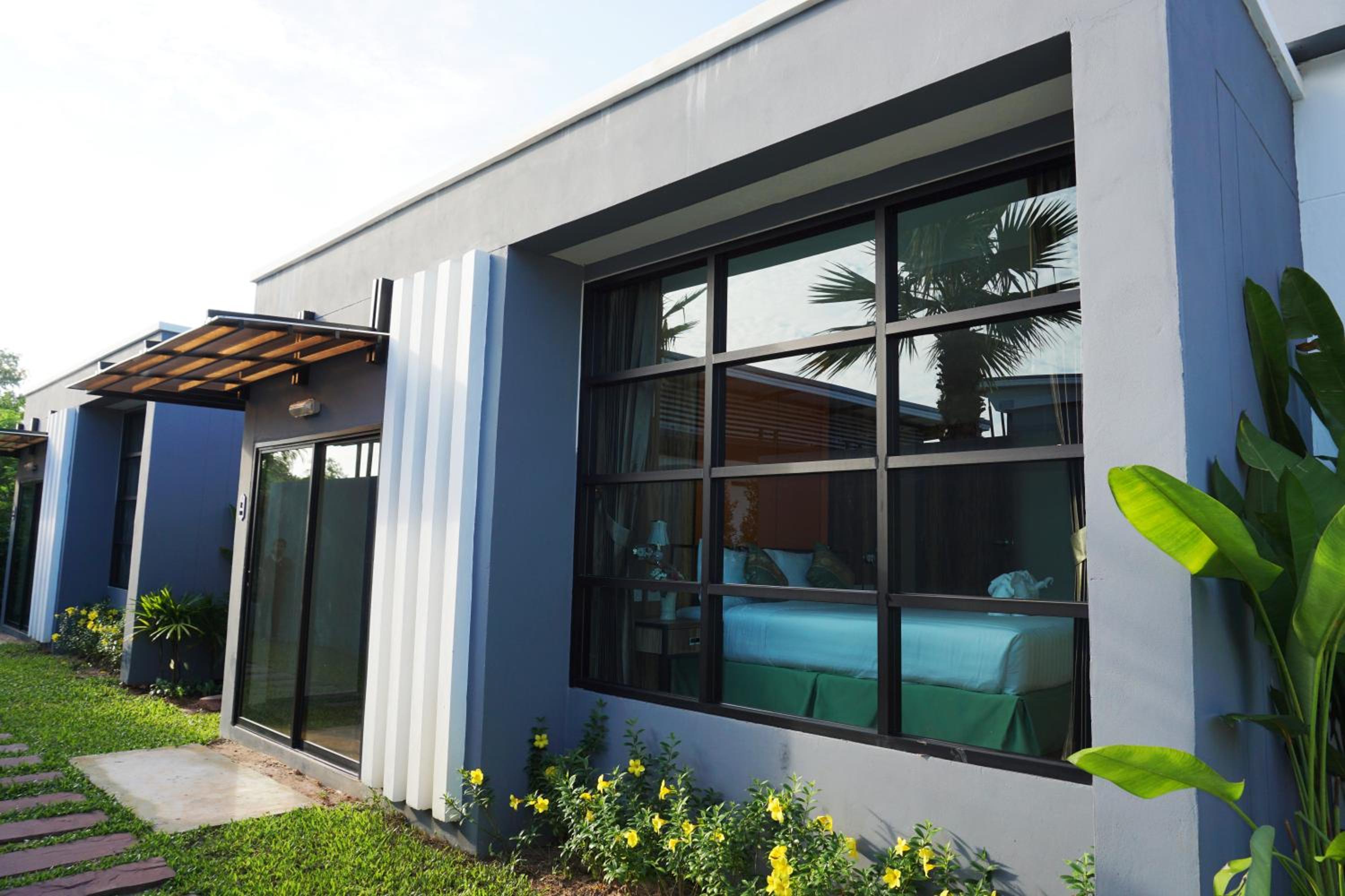 Royal Villa photo 3