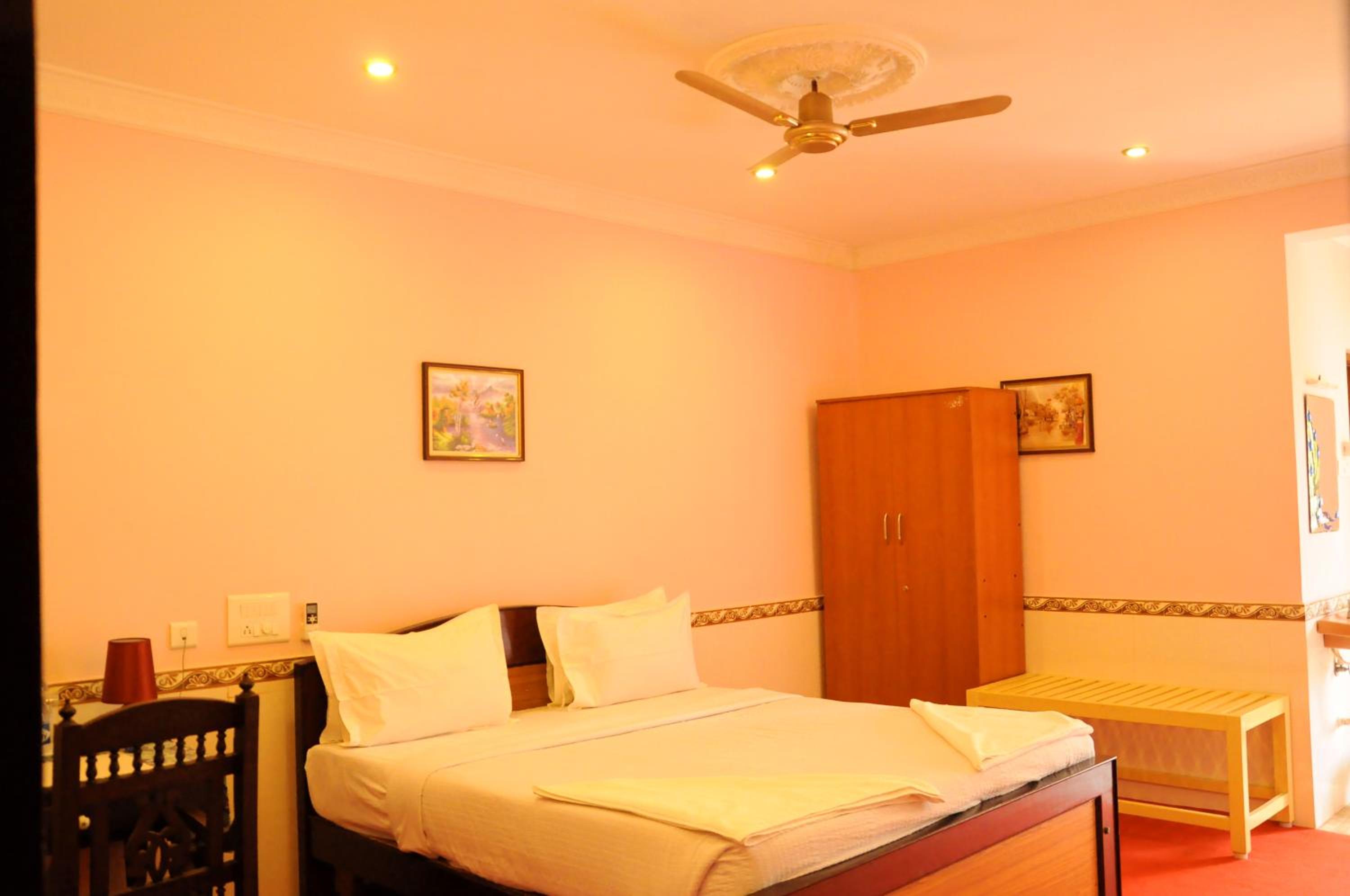 Deluxe Double Room - Photo 1