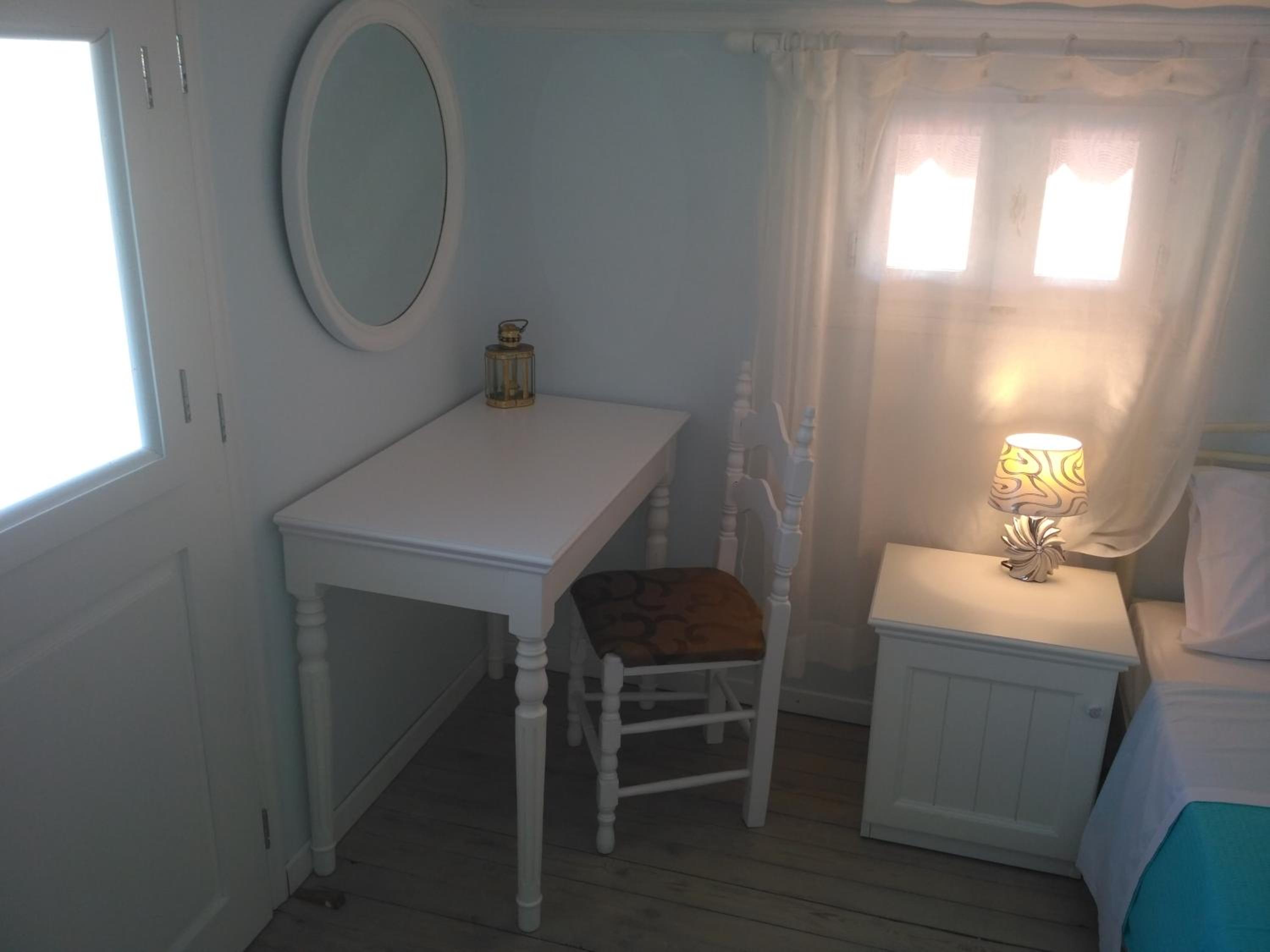 Two-Bedroom House photo 3