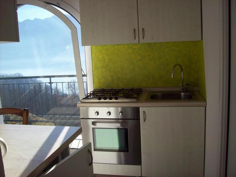 Apartment with Lake View photo 3