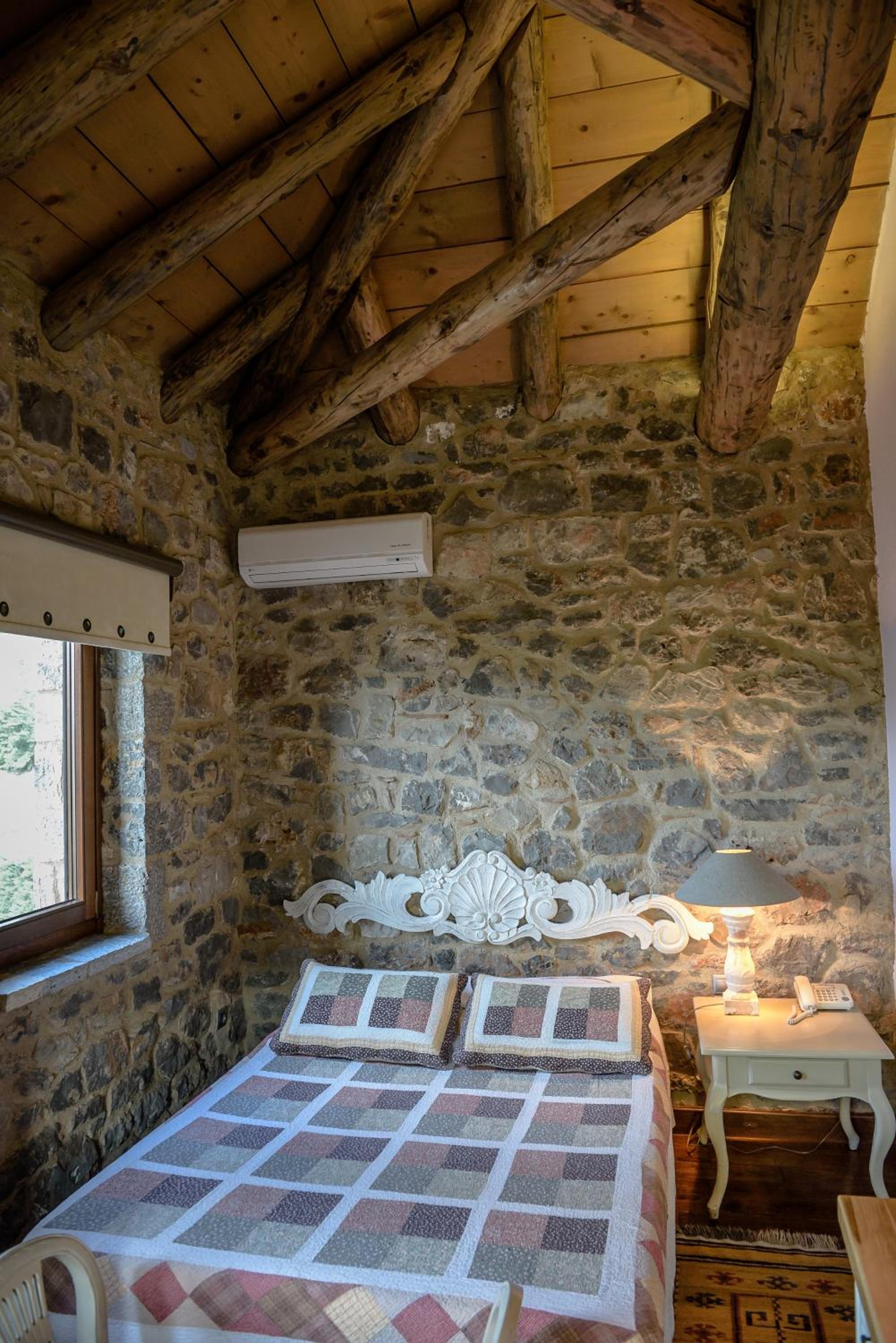Small Double Room photo 2