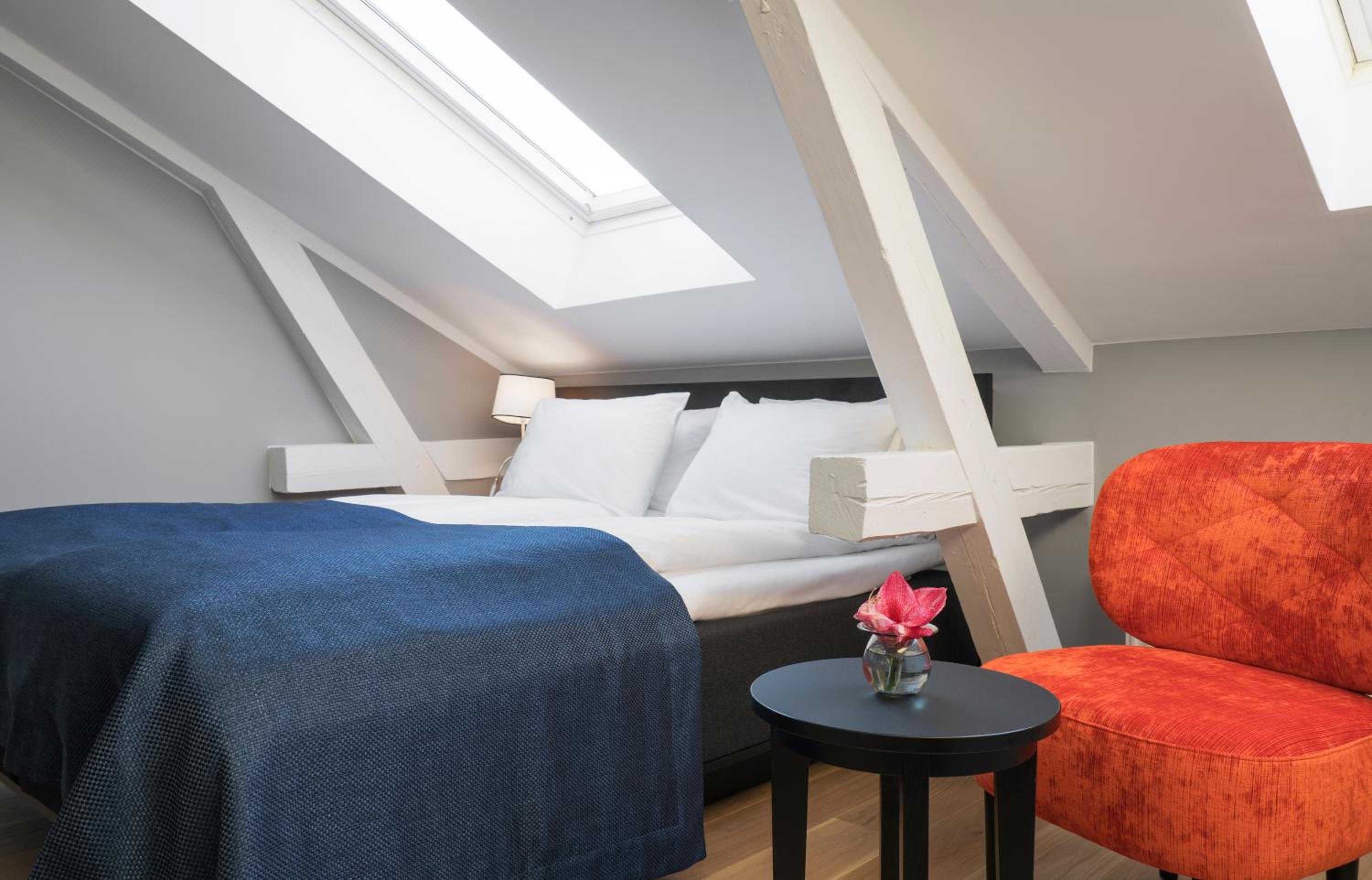 Standard Double Room - Photo 6