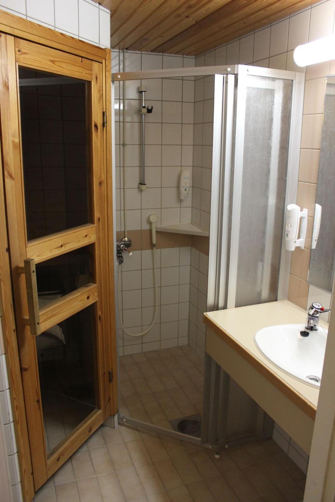 Standard Triple Room with Sauna - Photo 7