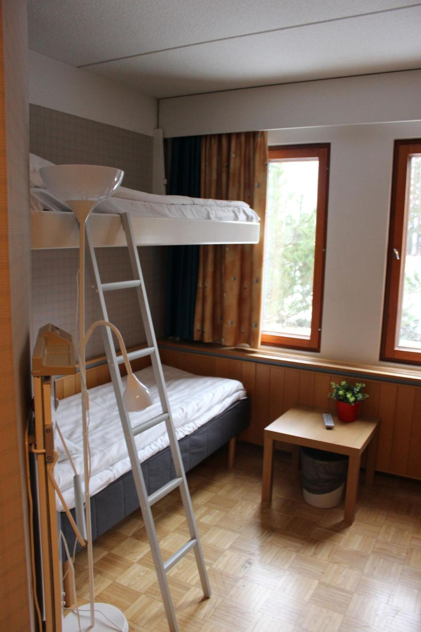 Standard Twin Room - Photo 1