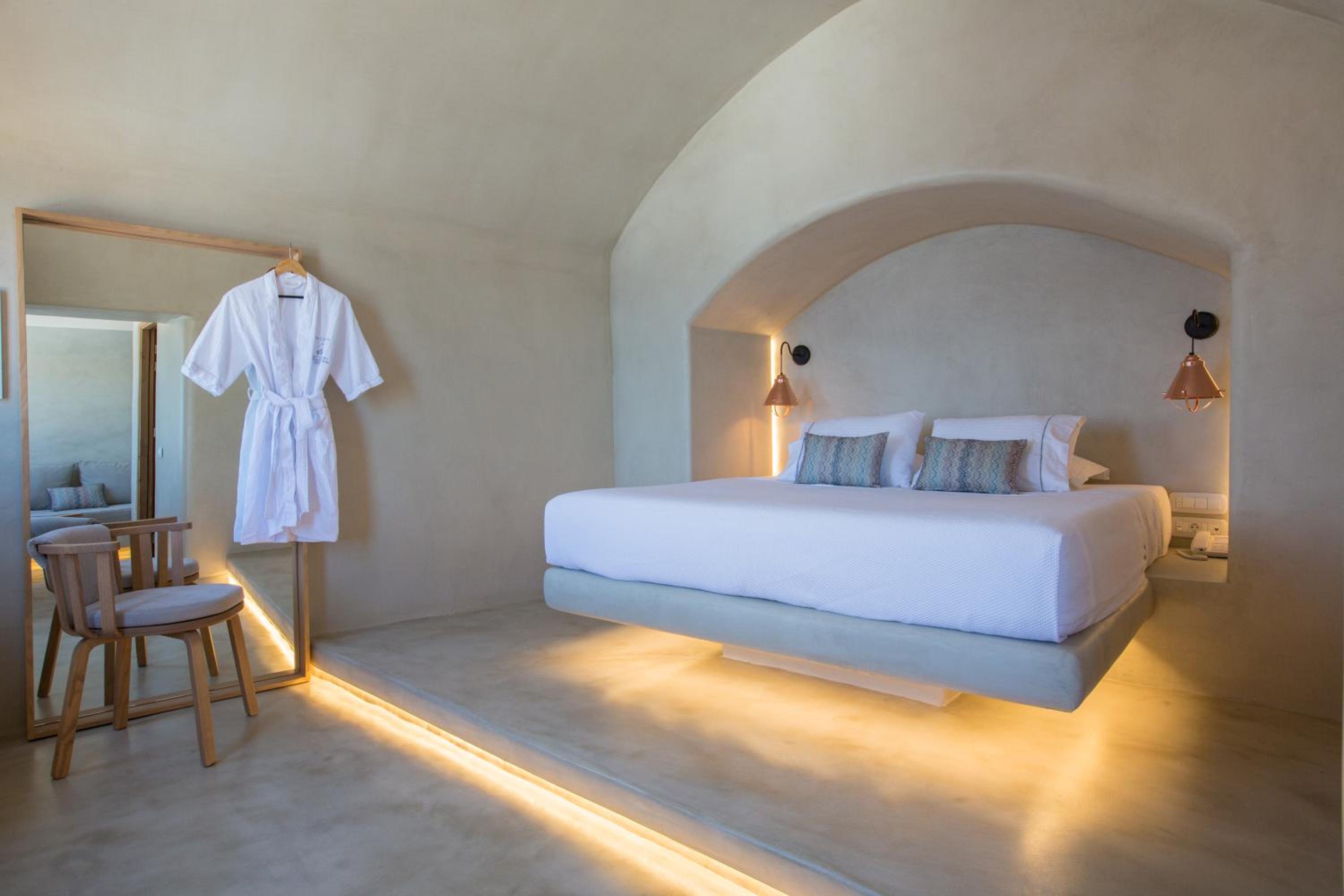 Deluxe Suite with Caldera View