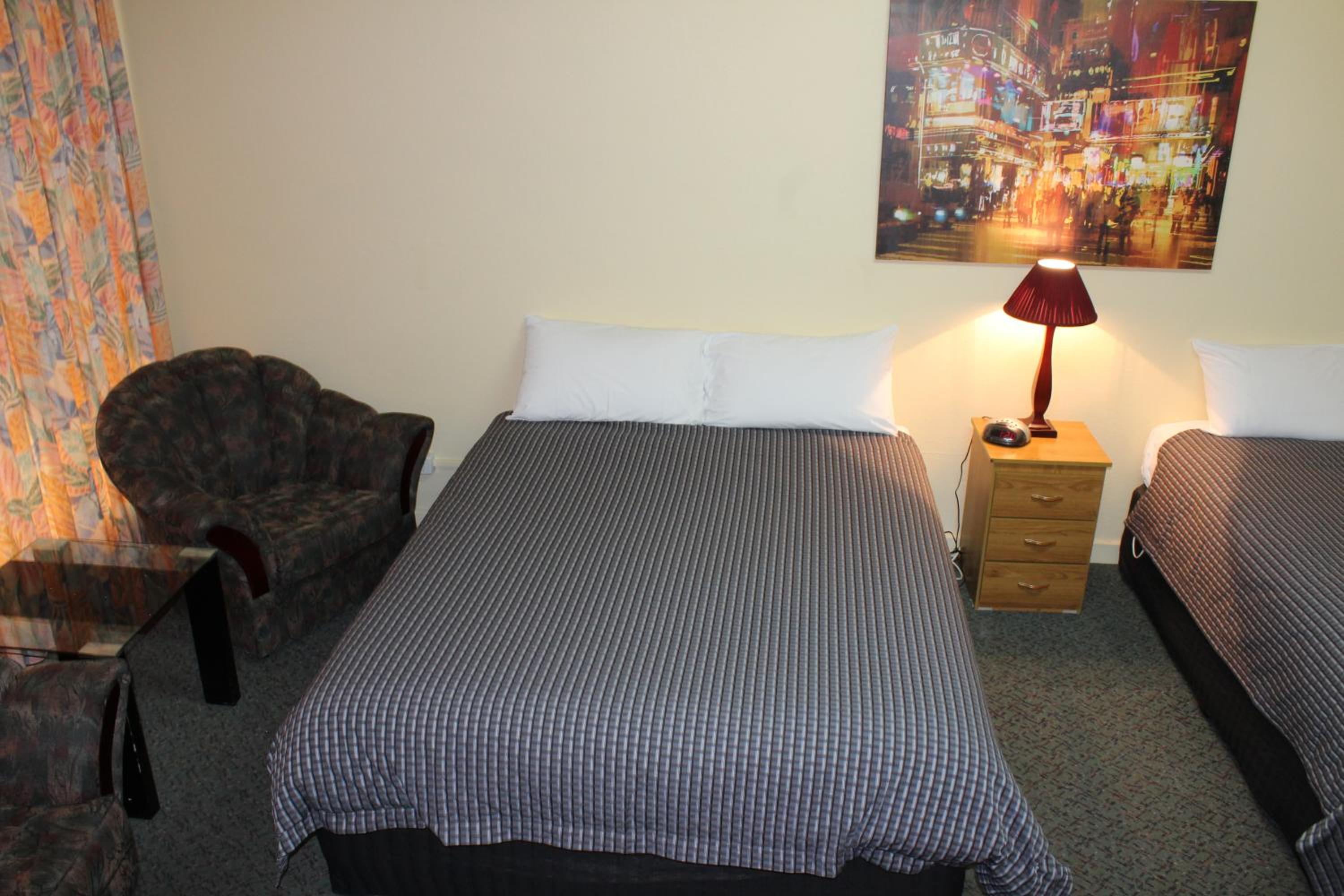 Standard Twin Room photo 2