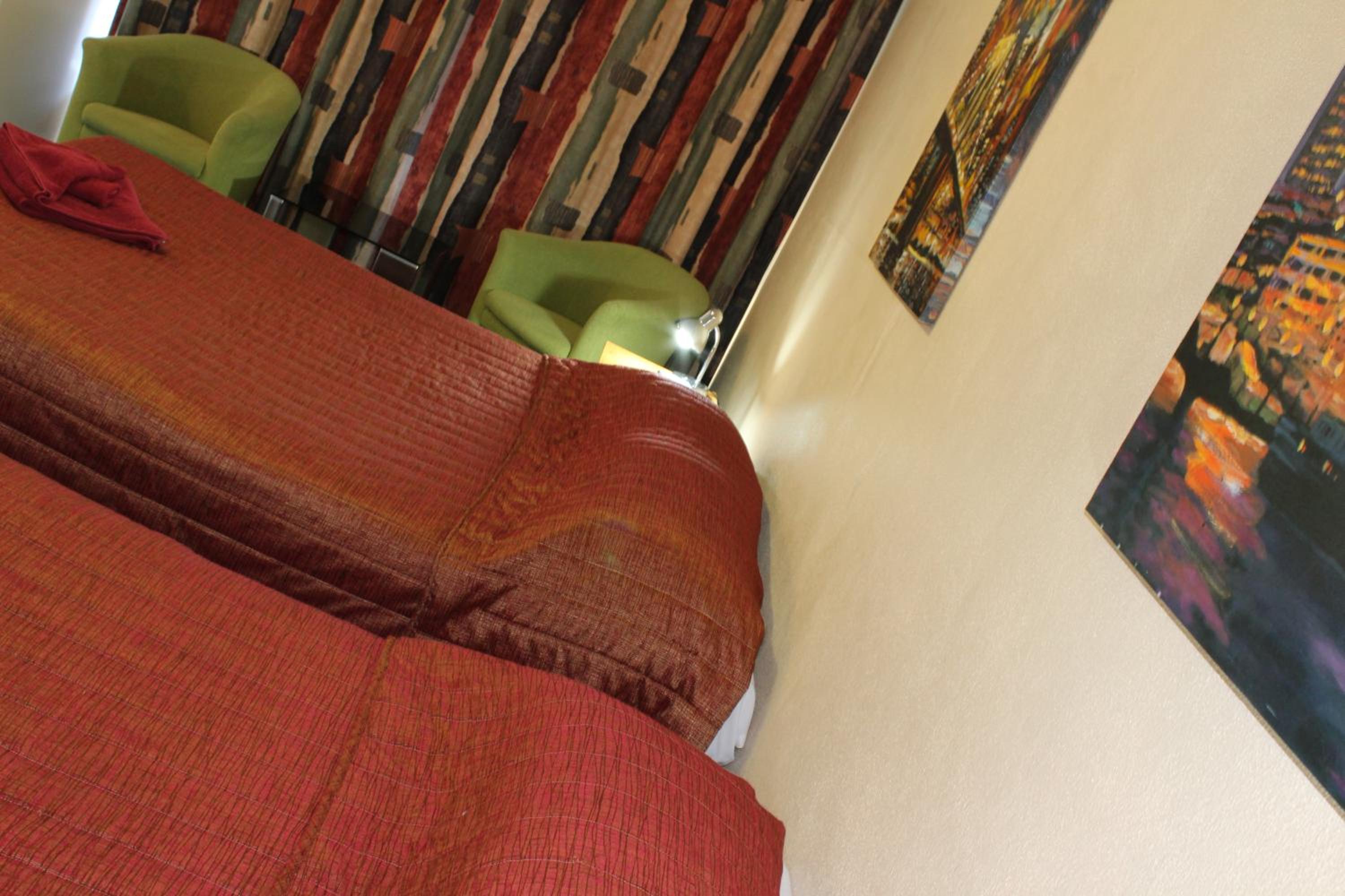 Standard Twin Room photo 3