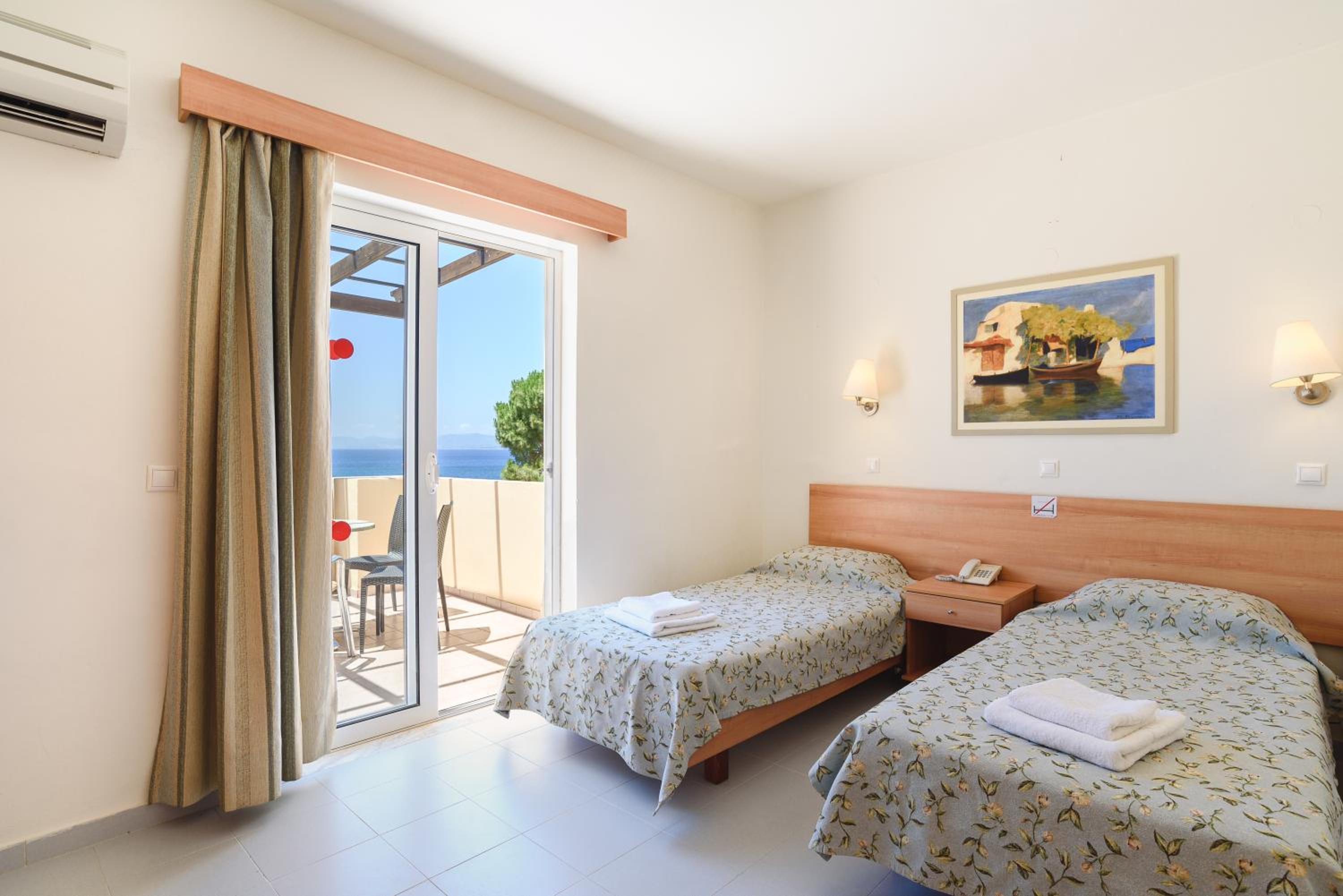 Two-Bedroom Apartment (6 Adults)