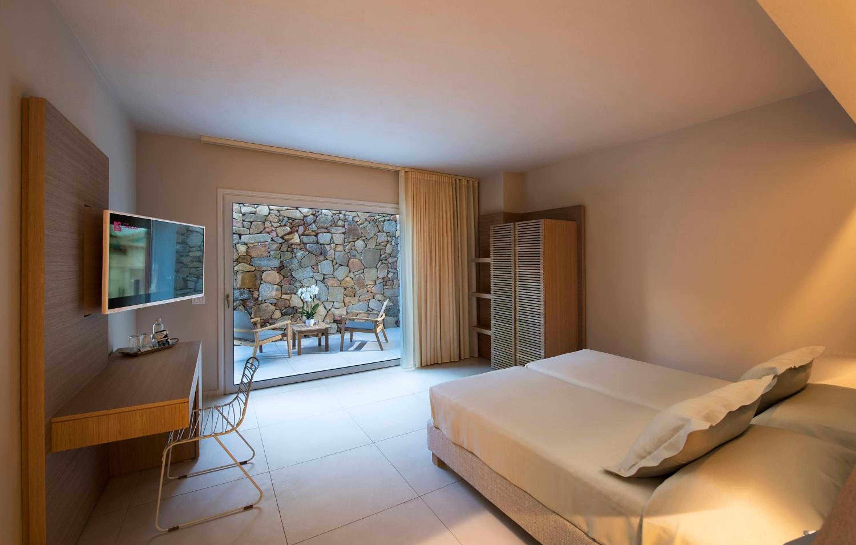 Double or Twin Room - Photo 1