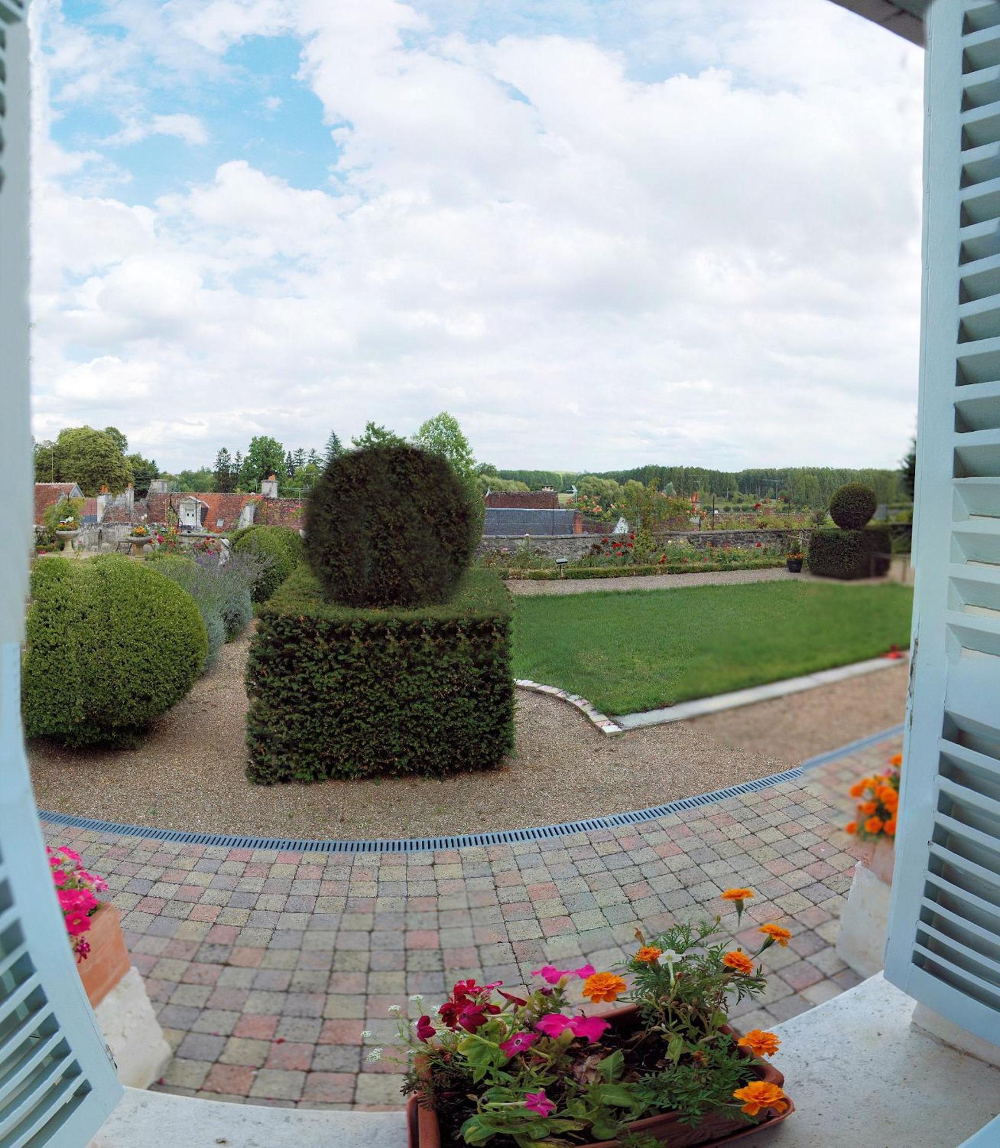 Suite with Garden View photo 1