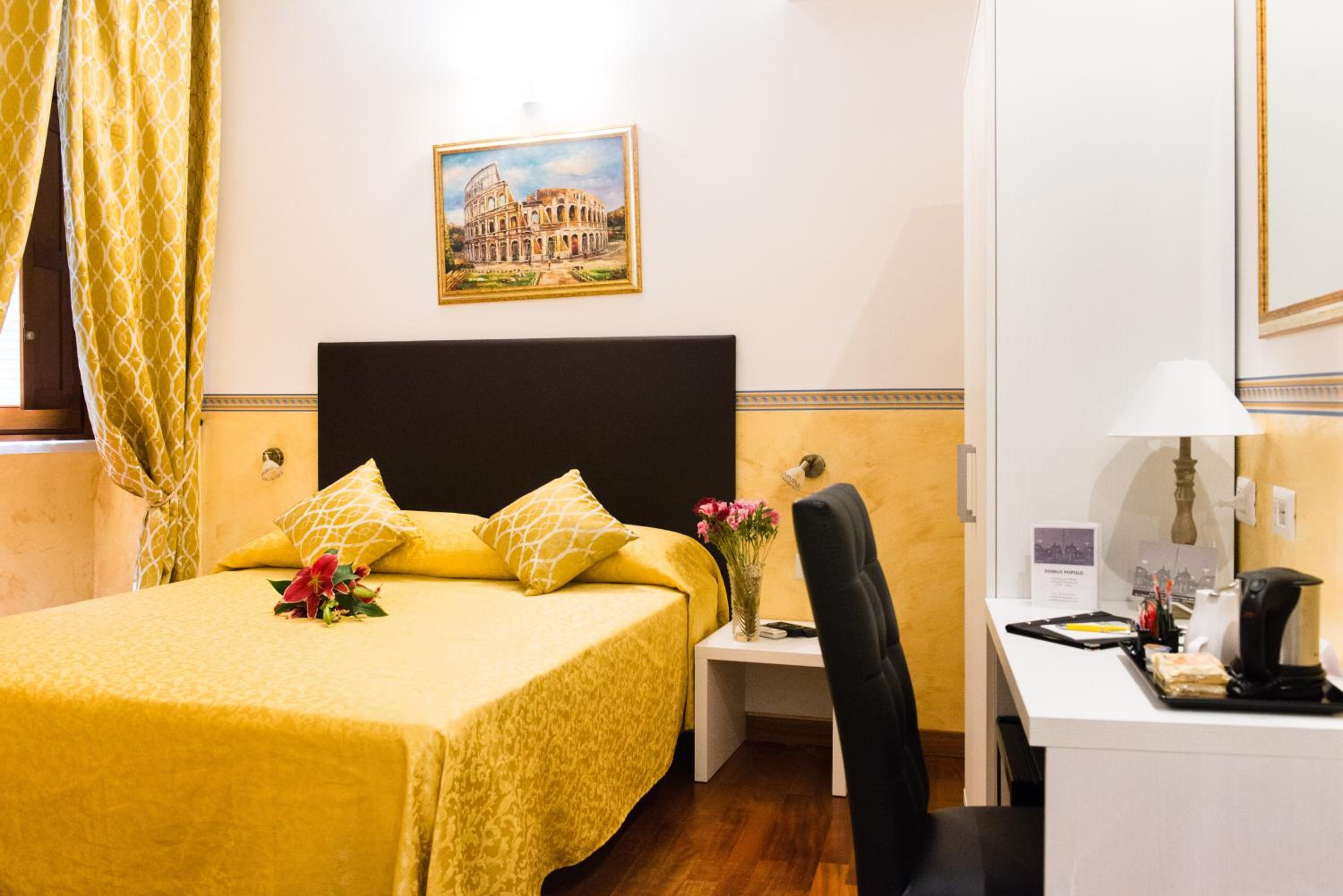 Double or Twin Room photo 2
