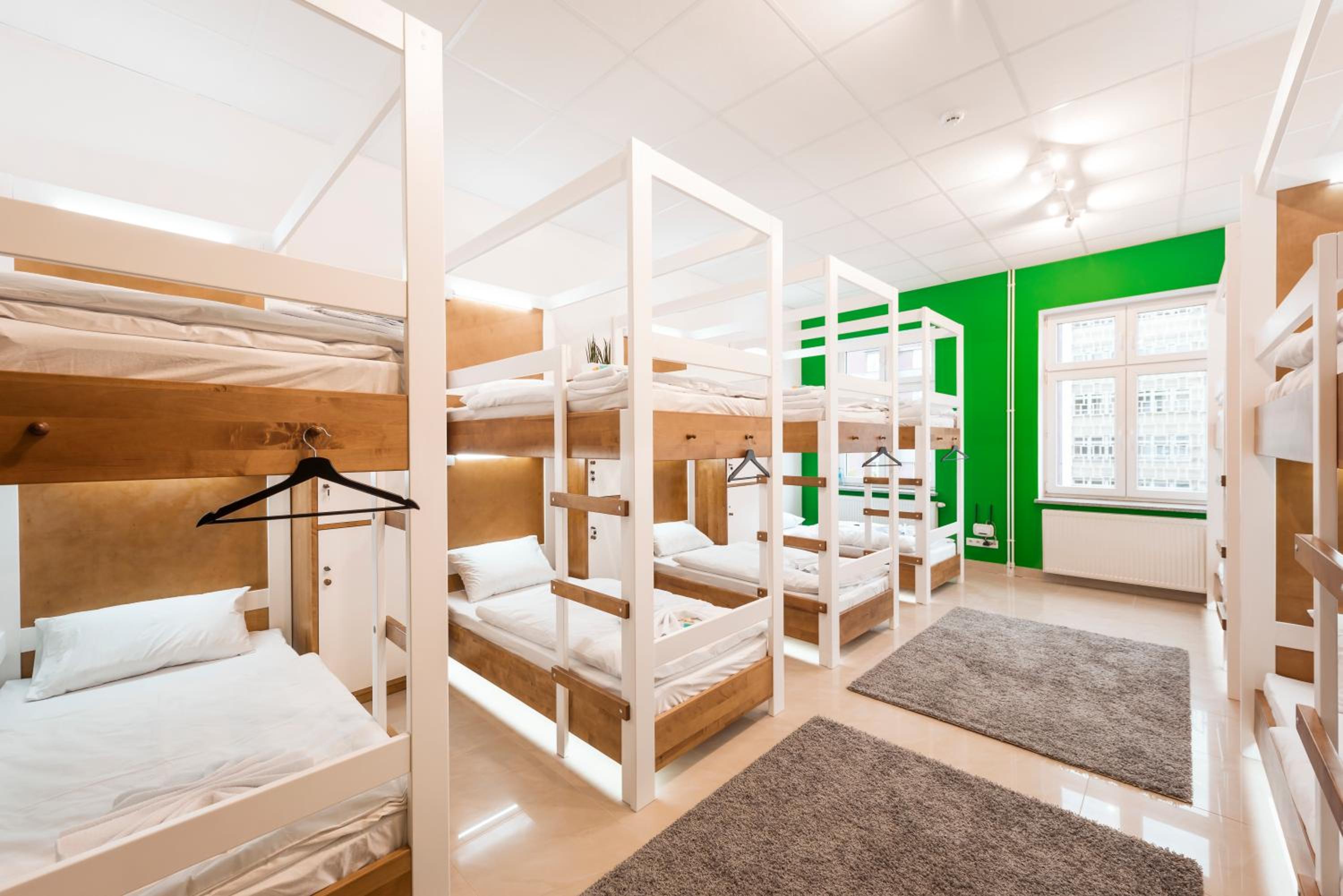 Bed in 12-Bed Mixed Dormitory Room photo 2