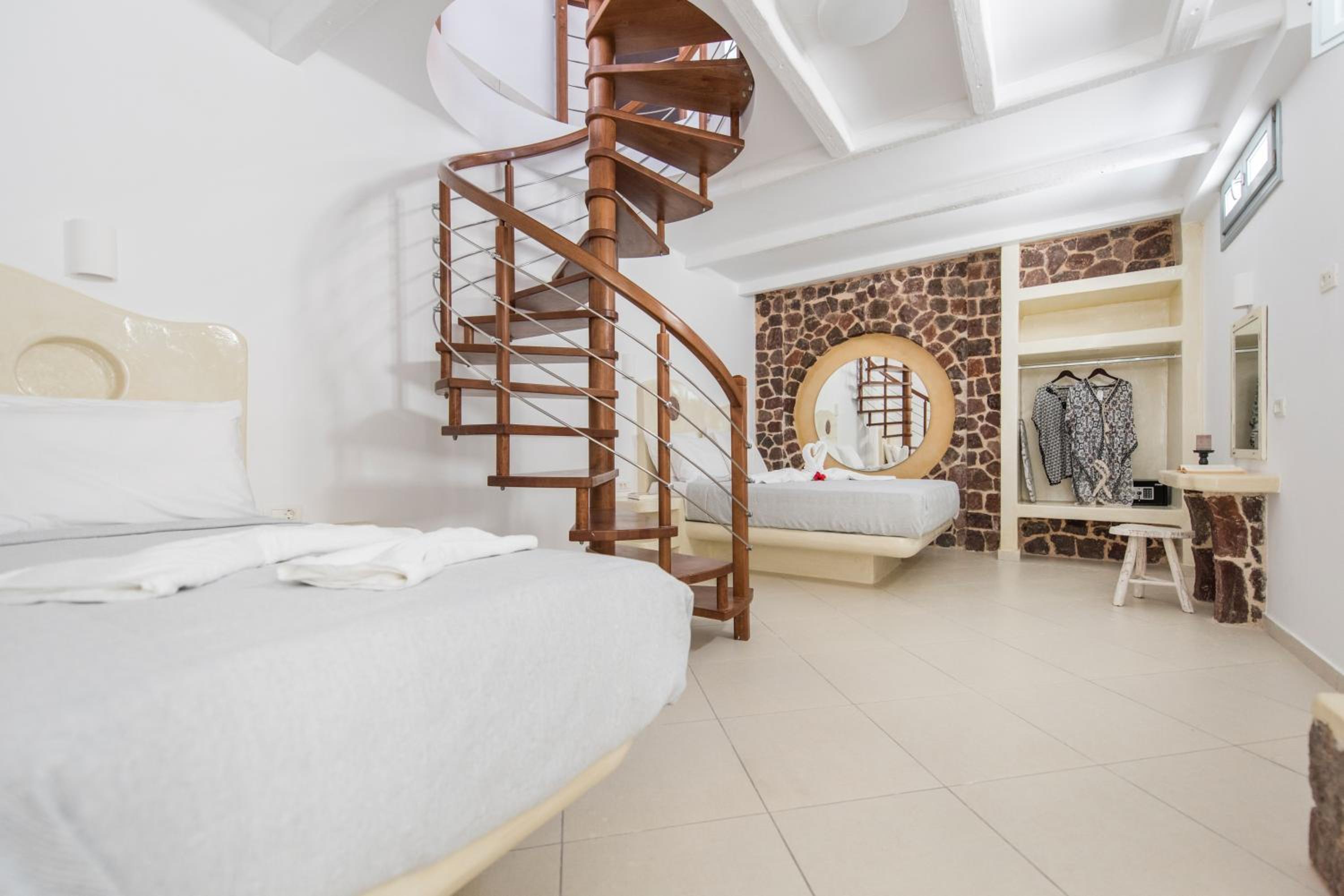 Four-Bedroom Villa with Private Pool - Anafi - Photo 33