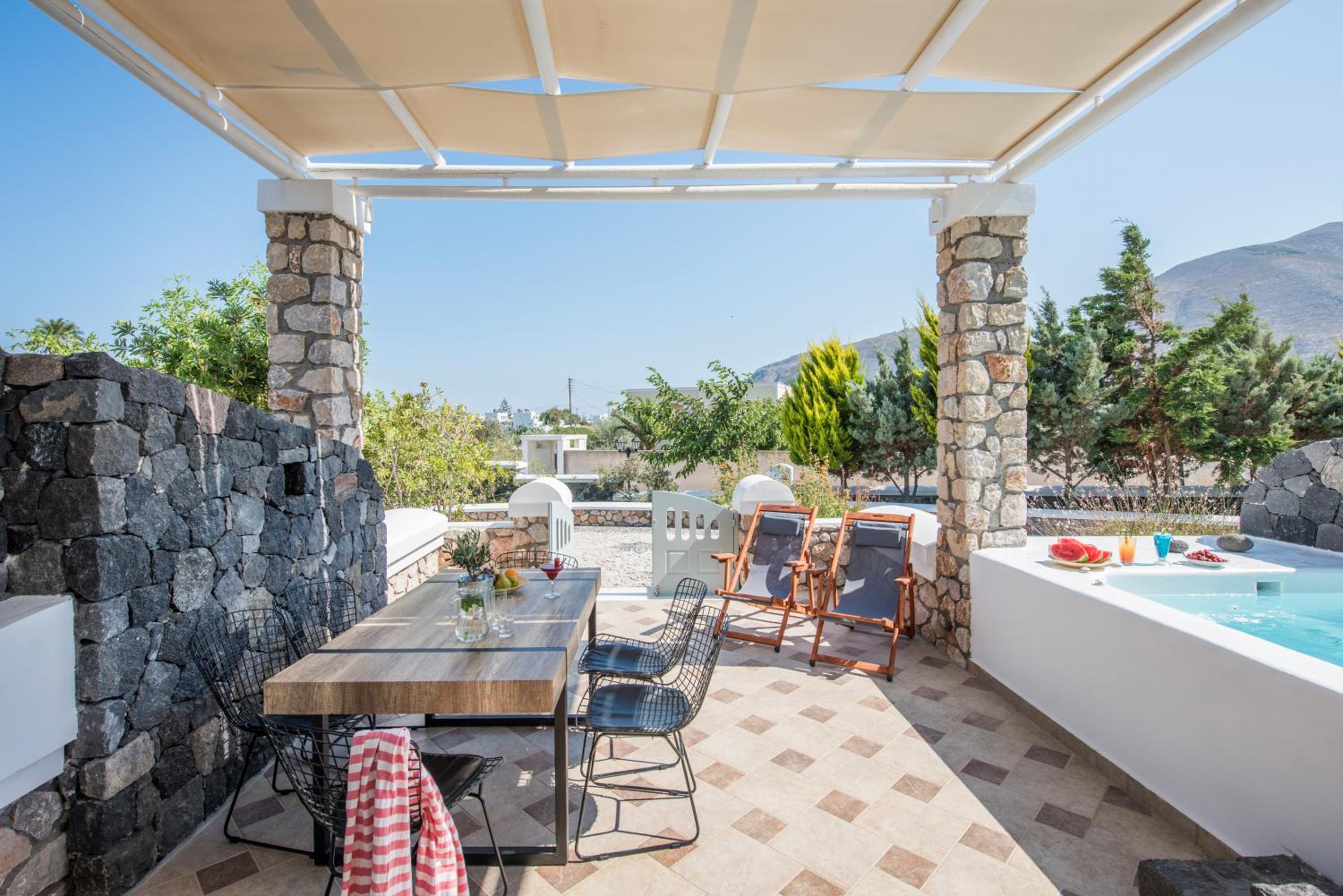 Three-Bedroom Villa with Outdoor Hot Tub - Calliste - Photo 19