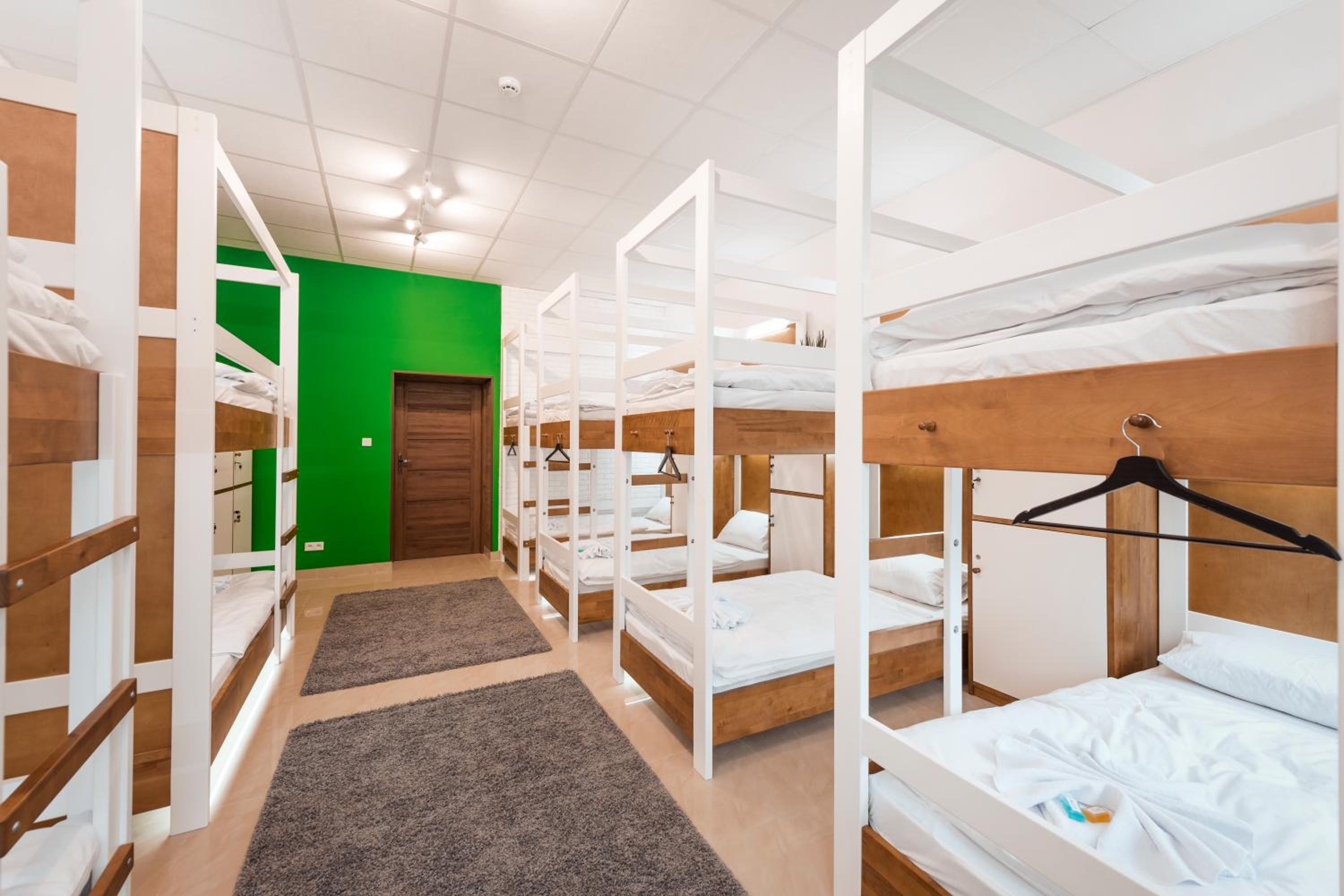 Bed in 12-Bed Mixed Dormitory Room photo 1