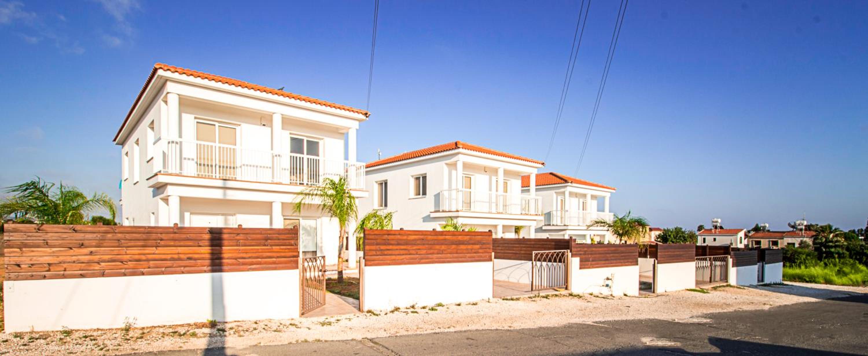 Villa - Photo 3