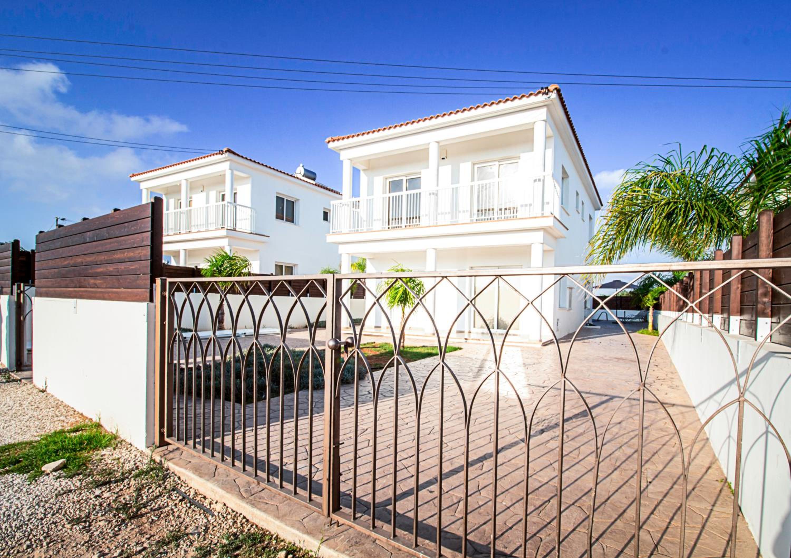 Villa - Photo 4
