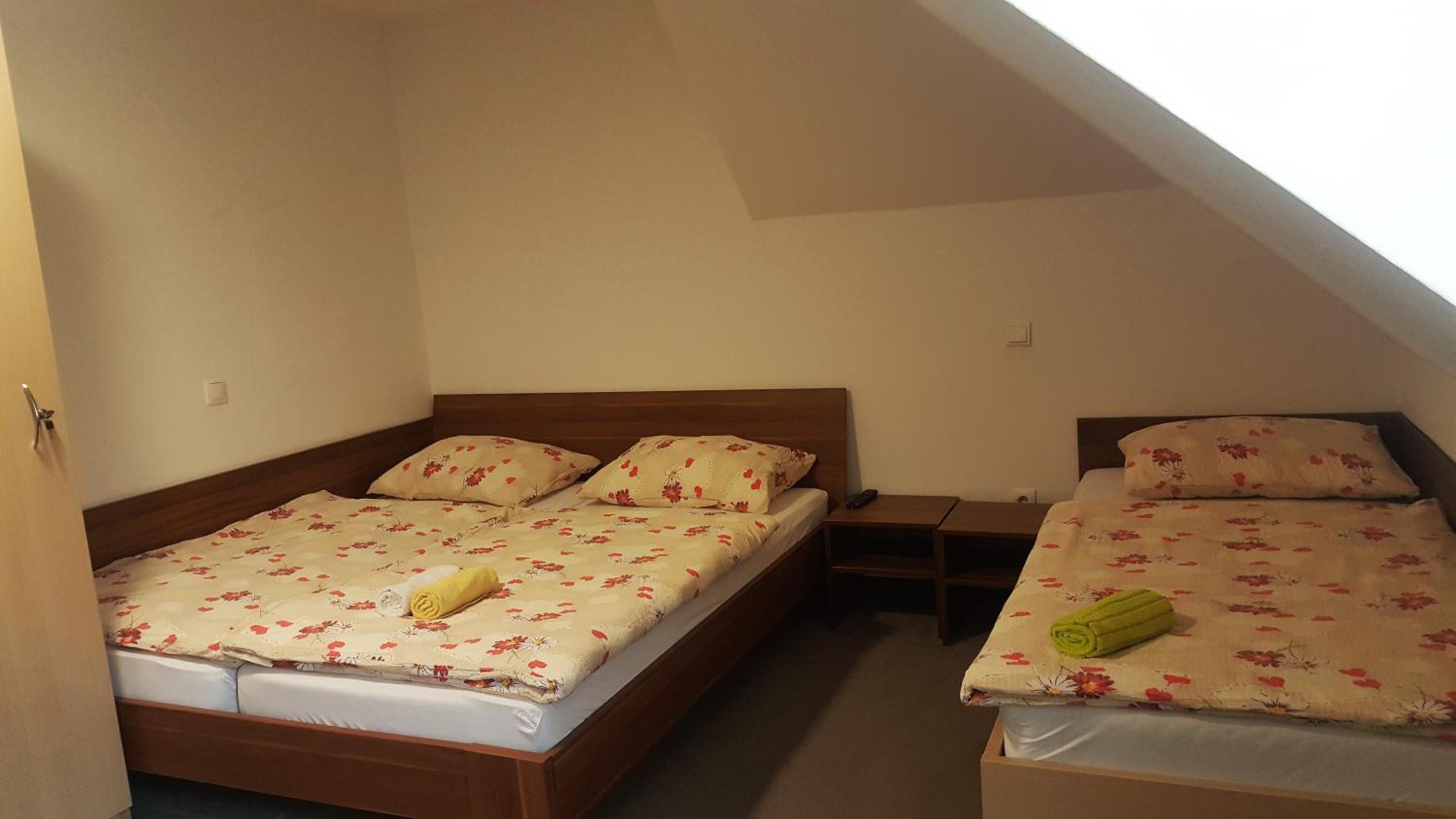 Triple Room - Photo 1