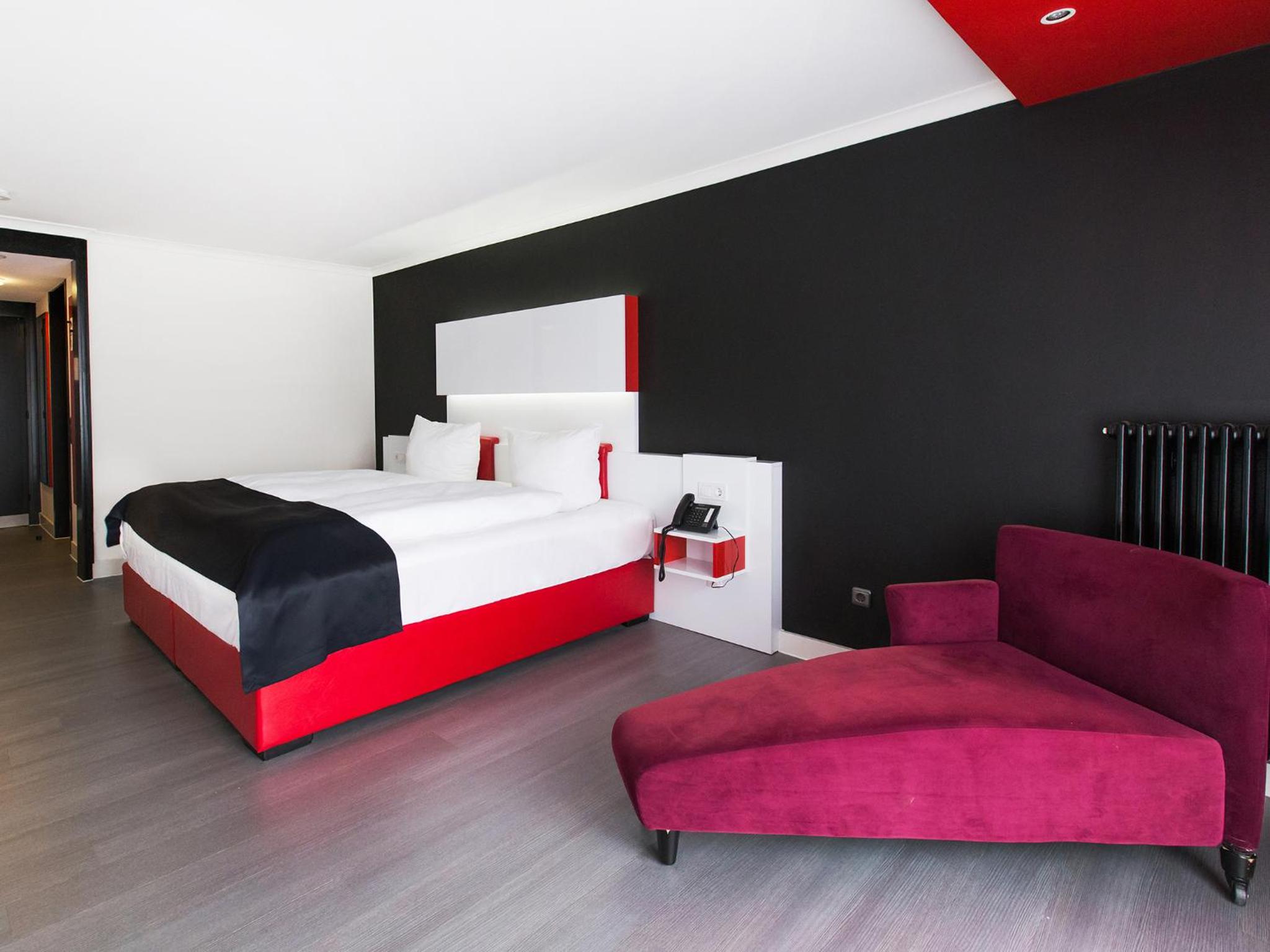 Double Room - Photo 3