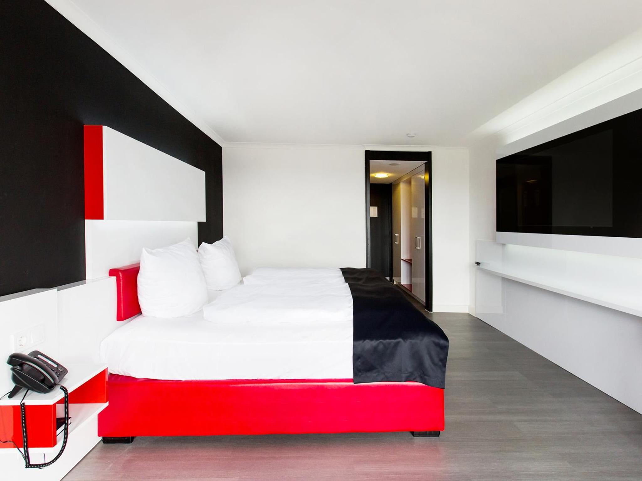 Double Room - Photo 6
