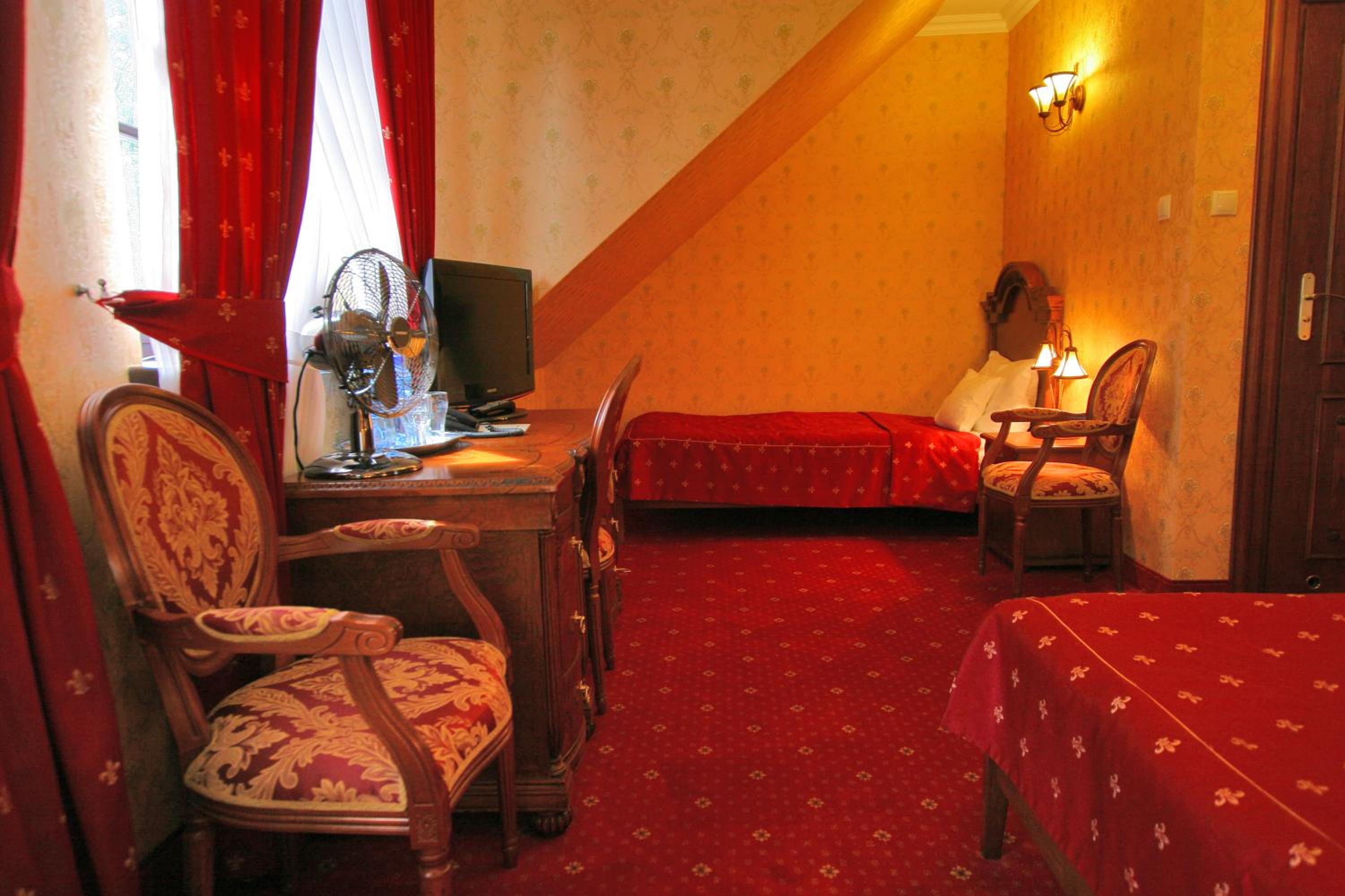 Triple Room - Photo 9