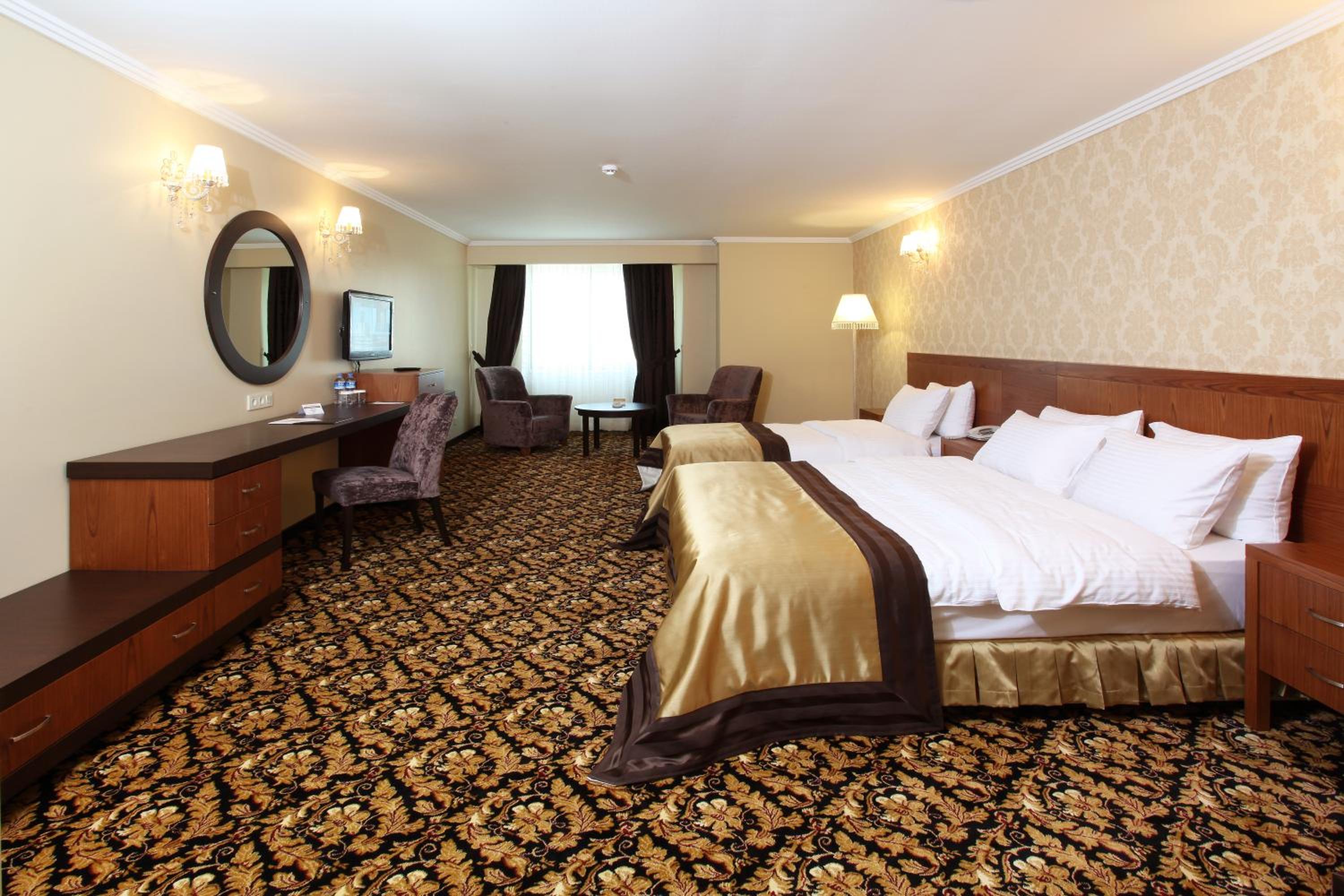 Deluxe Double Room photo 2