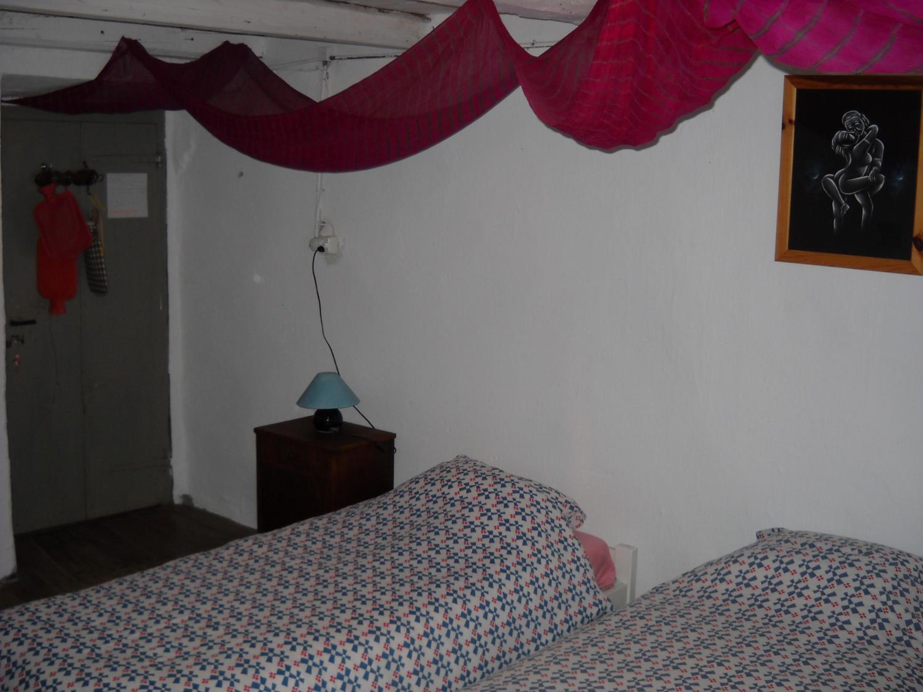 Bed in 4-Bed Mixed Dormitory Room photo 3