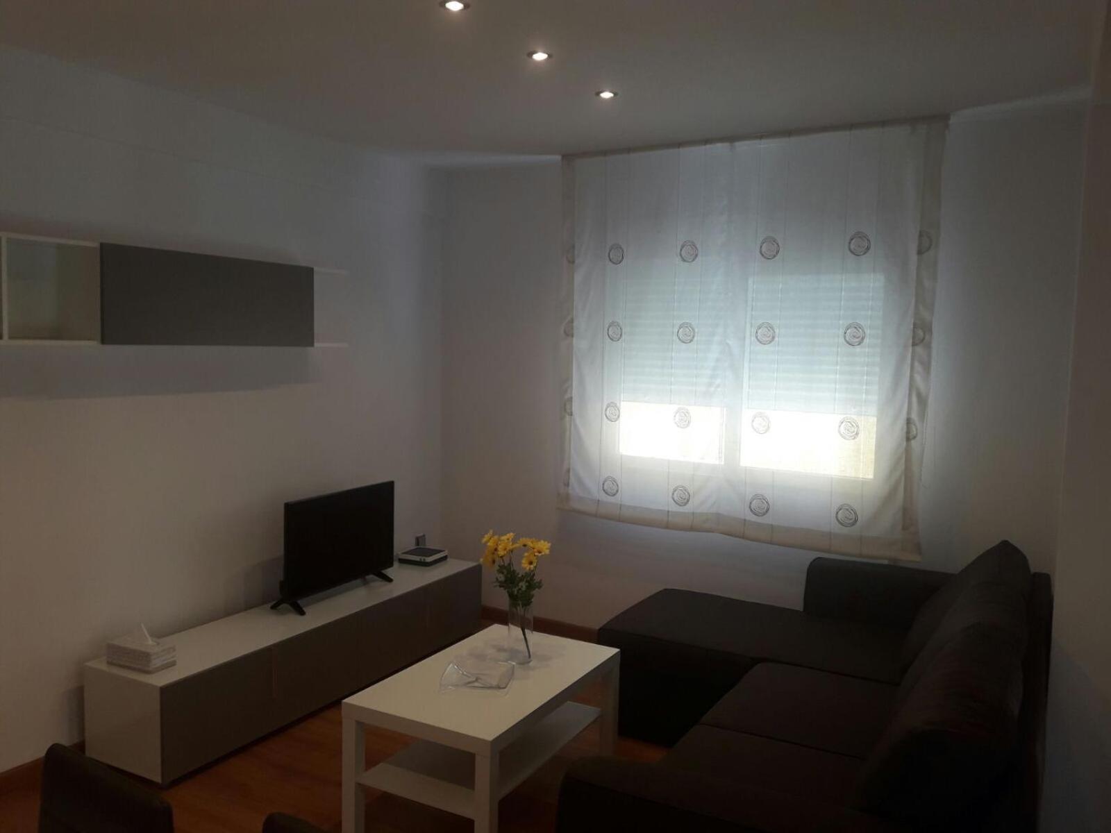 Three-Bedroom Apartment - Photo 24