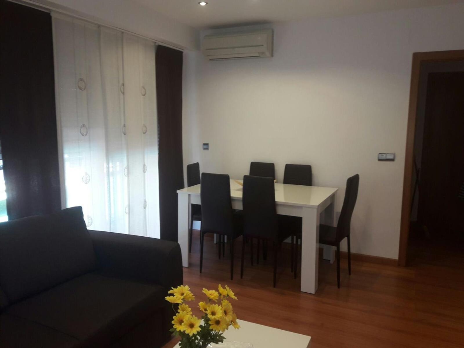 Three-Bedroom Apartment - Photo 22