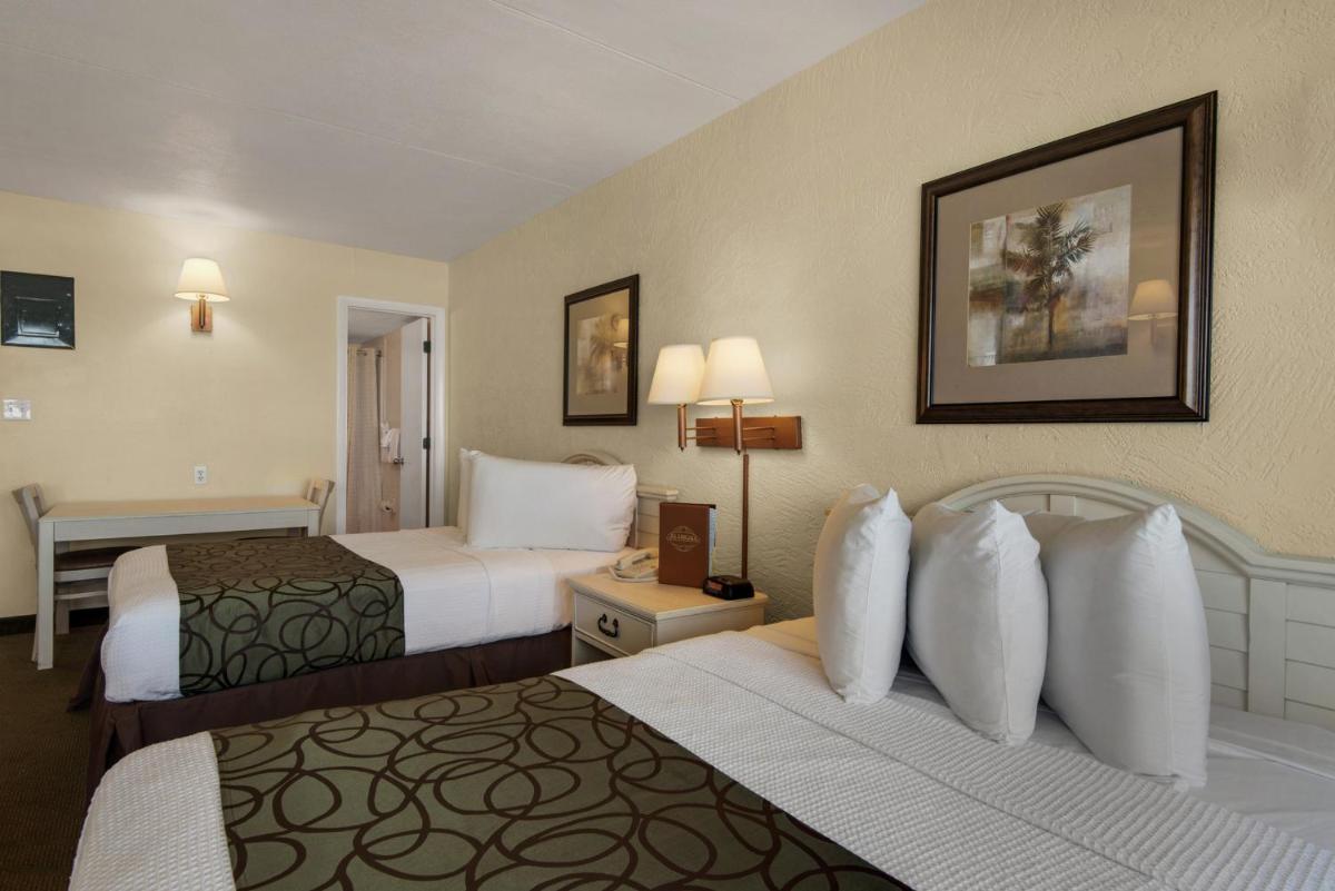 Room with 2 Double Beds, Efficiency Room, Ocean View, Non-Smoking photo 3