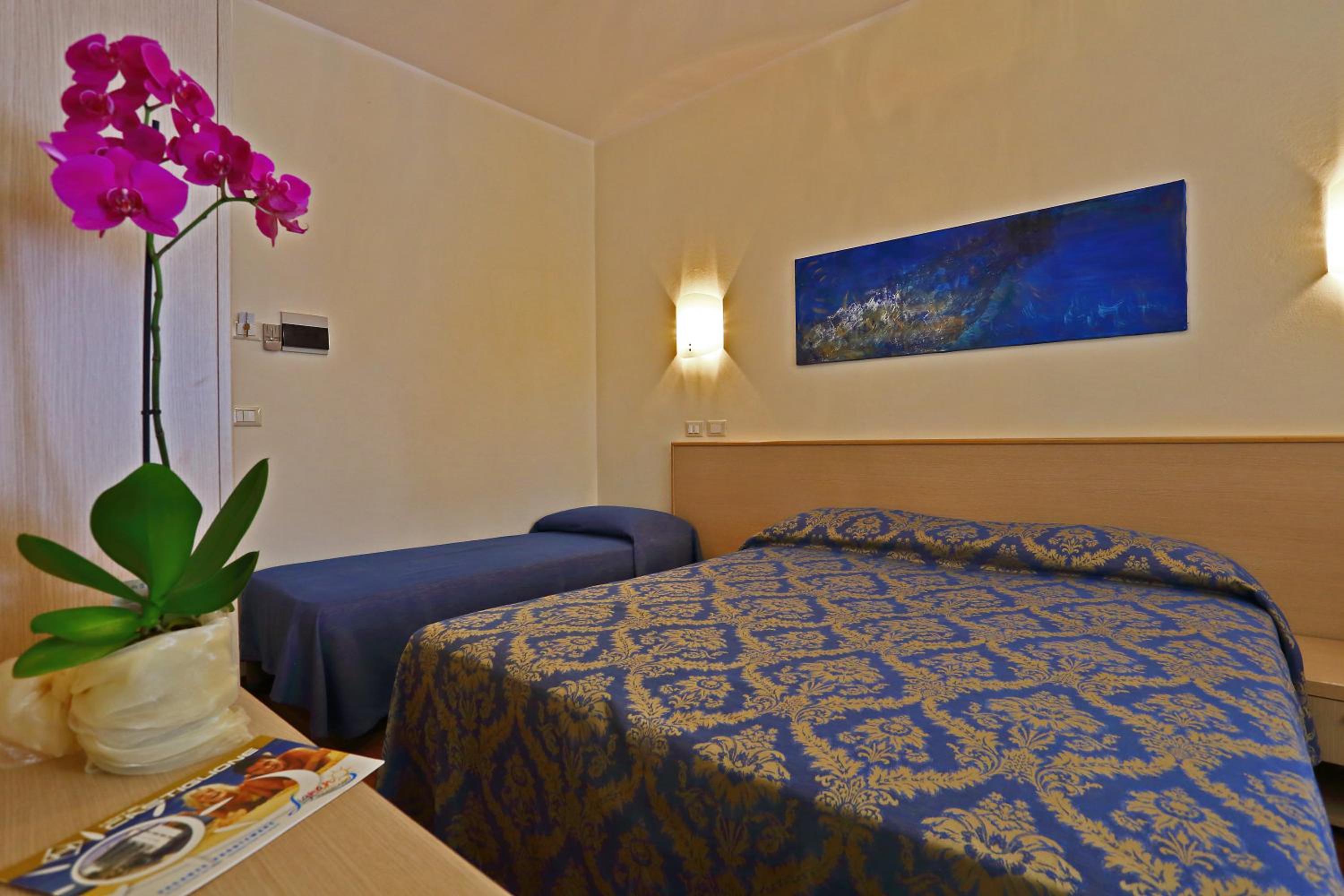 Triple Room - Photo 5