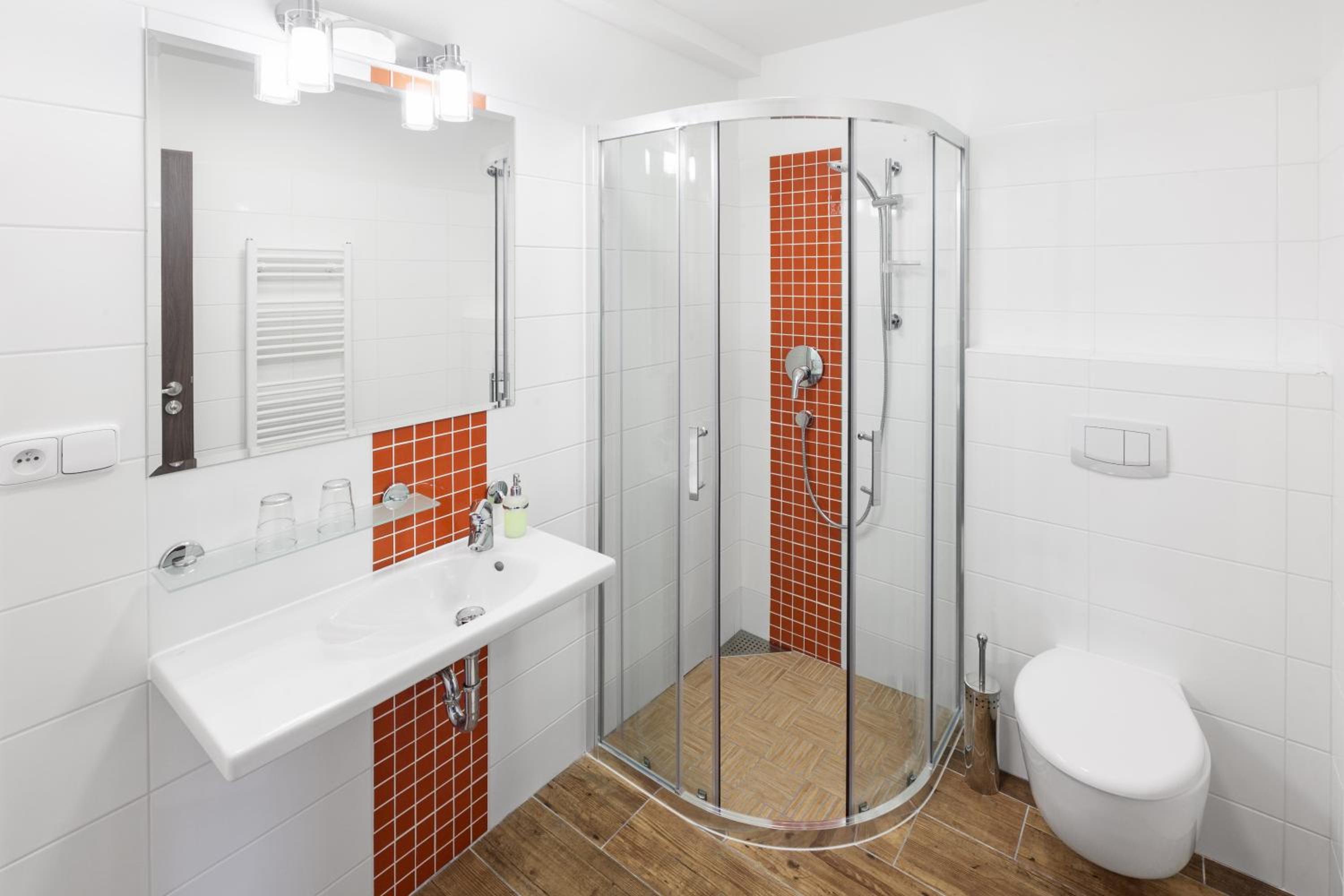 Double or Twin Room - Photo 4