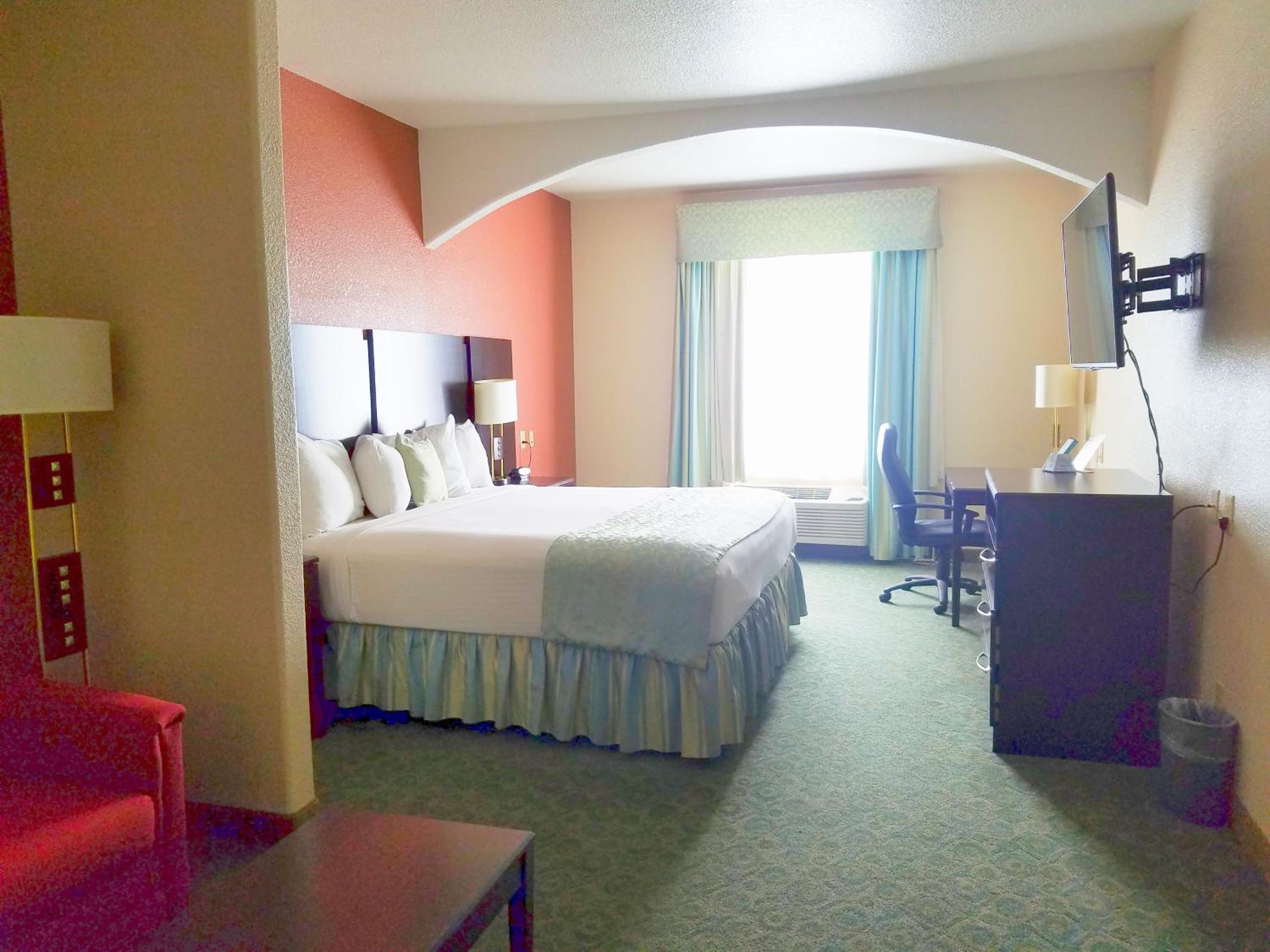 Business King Room - Non-Smoking - Photo 3
