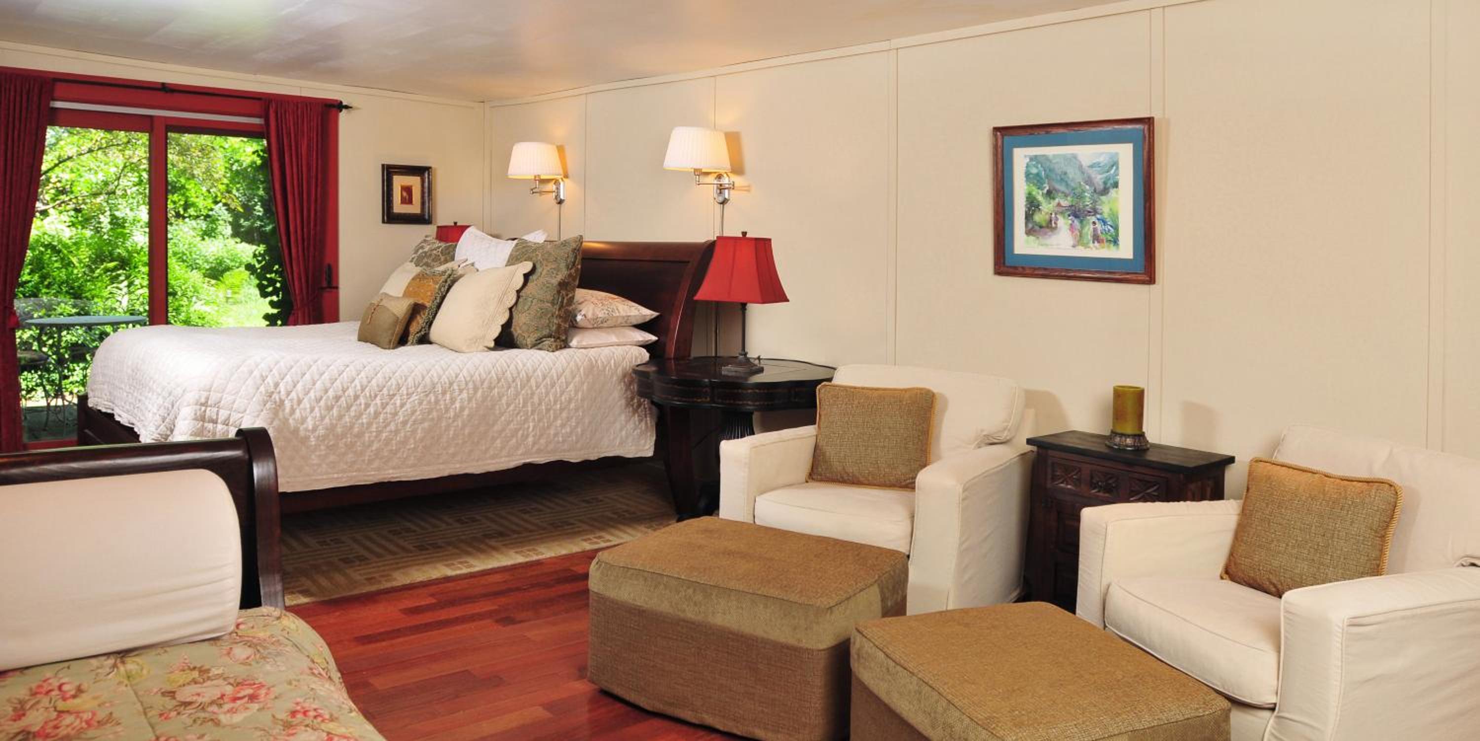 Deluxe Suite photo 2