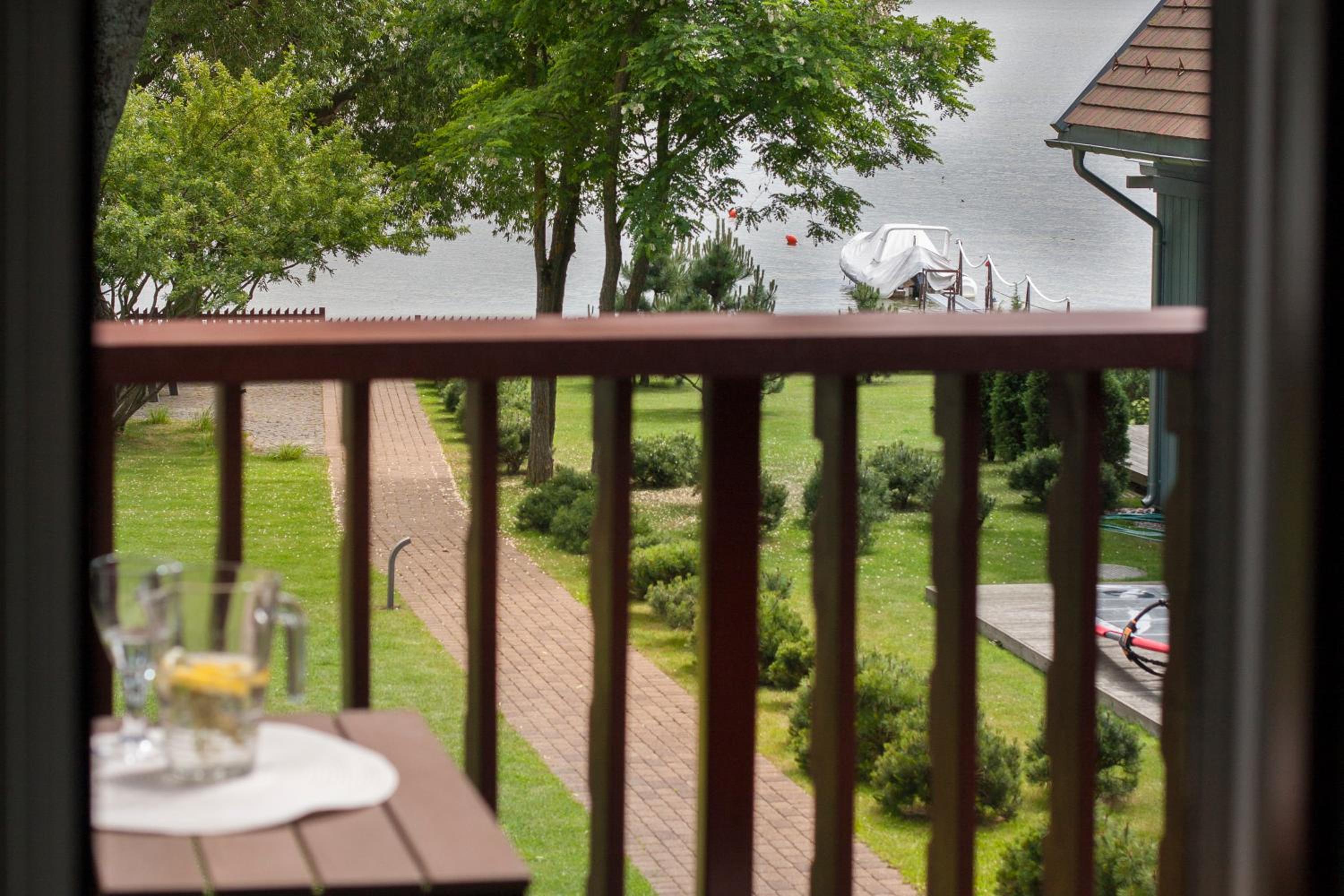 Apartment with Lake View photo 1