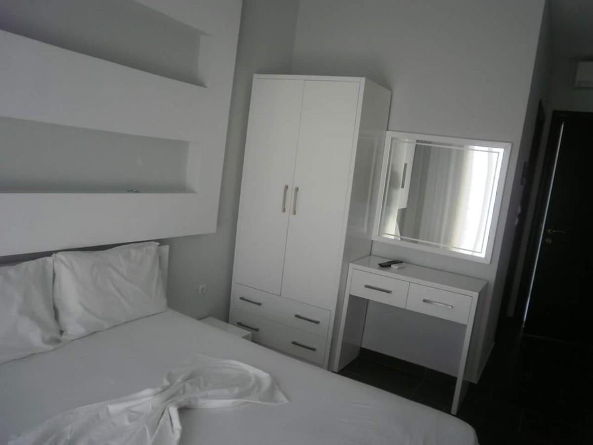 Standard Double Room photo 3