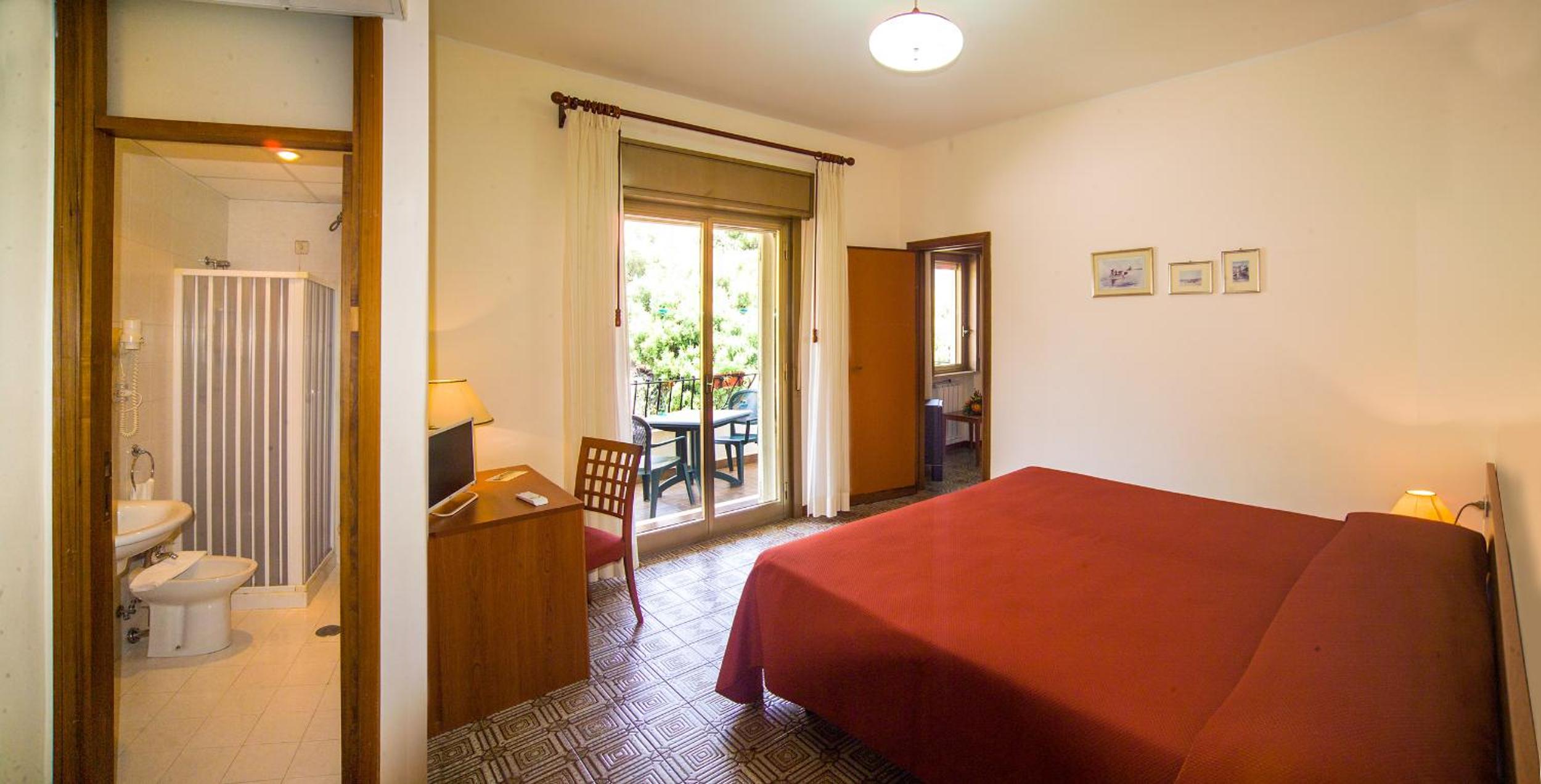 Standard Quadruple Room photo 1