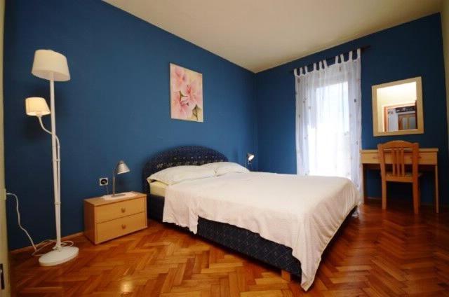 Two-Bedroom Apartment photo 3