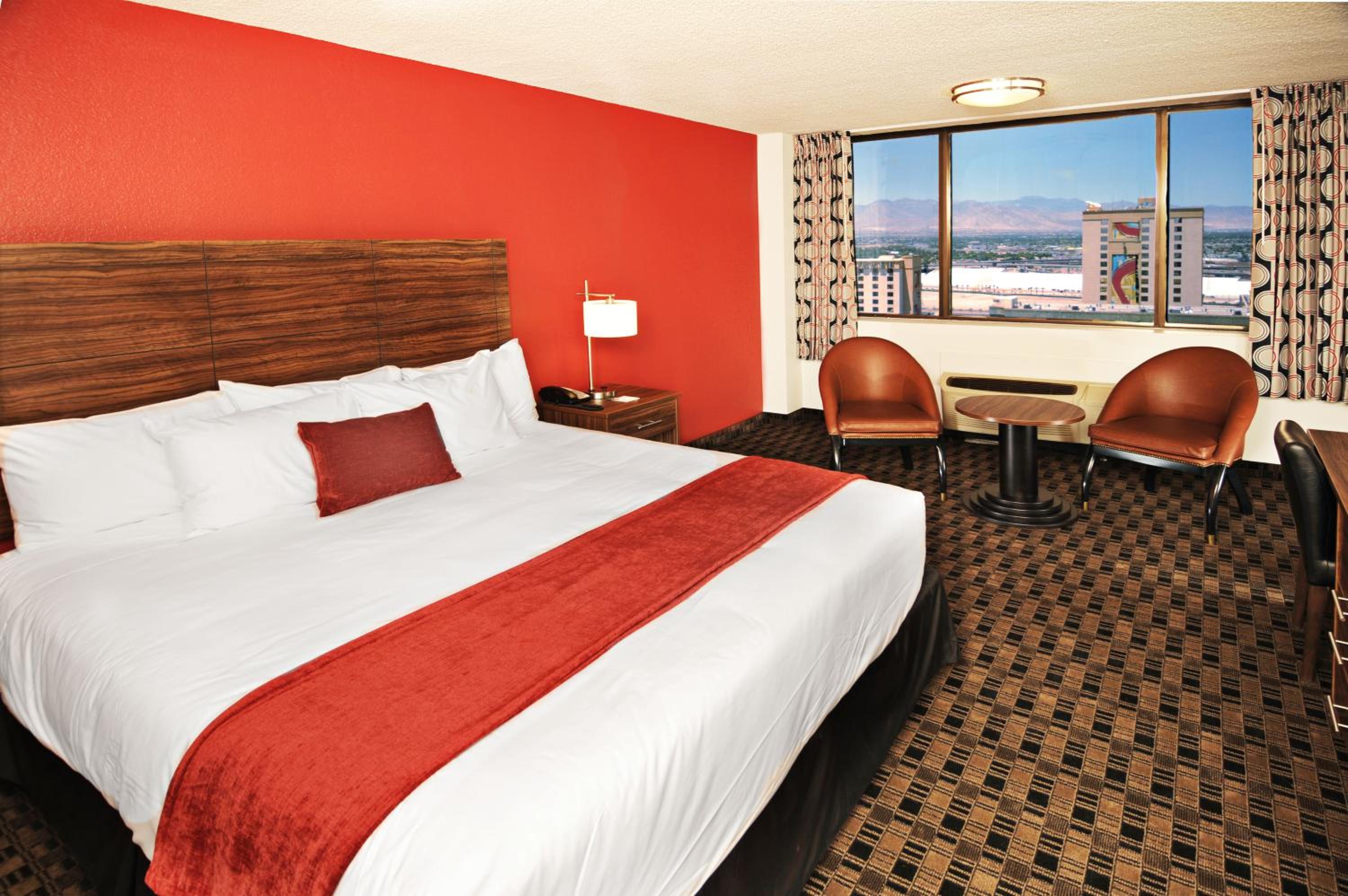 Deluxe Room - Photo 2