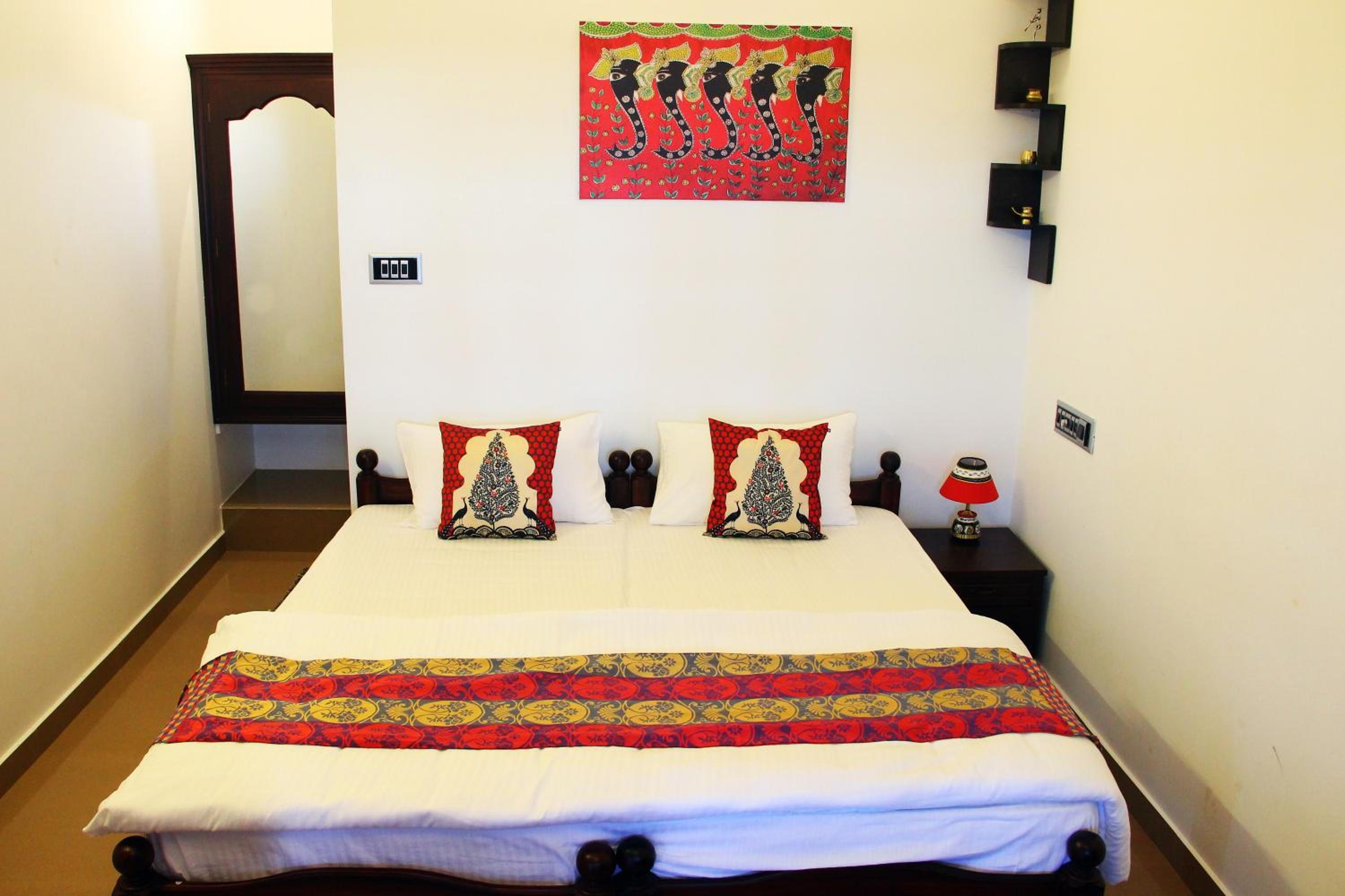 Standard Double or Twin Room - Photo 3