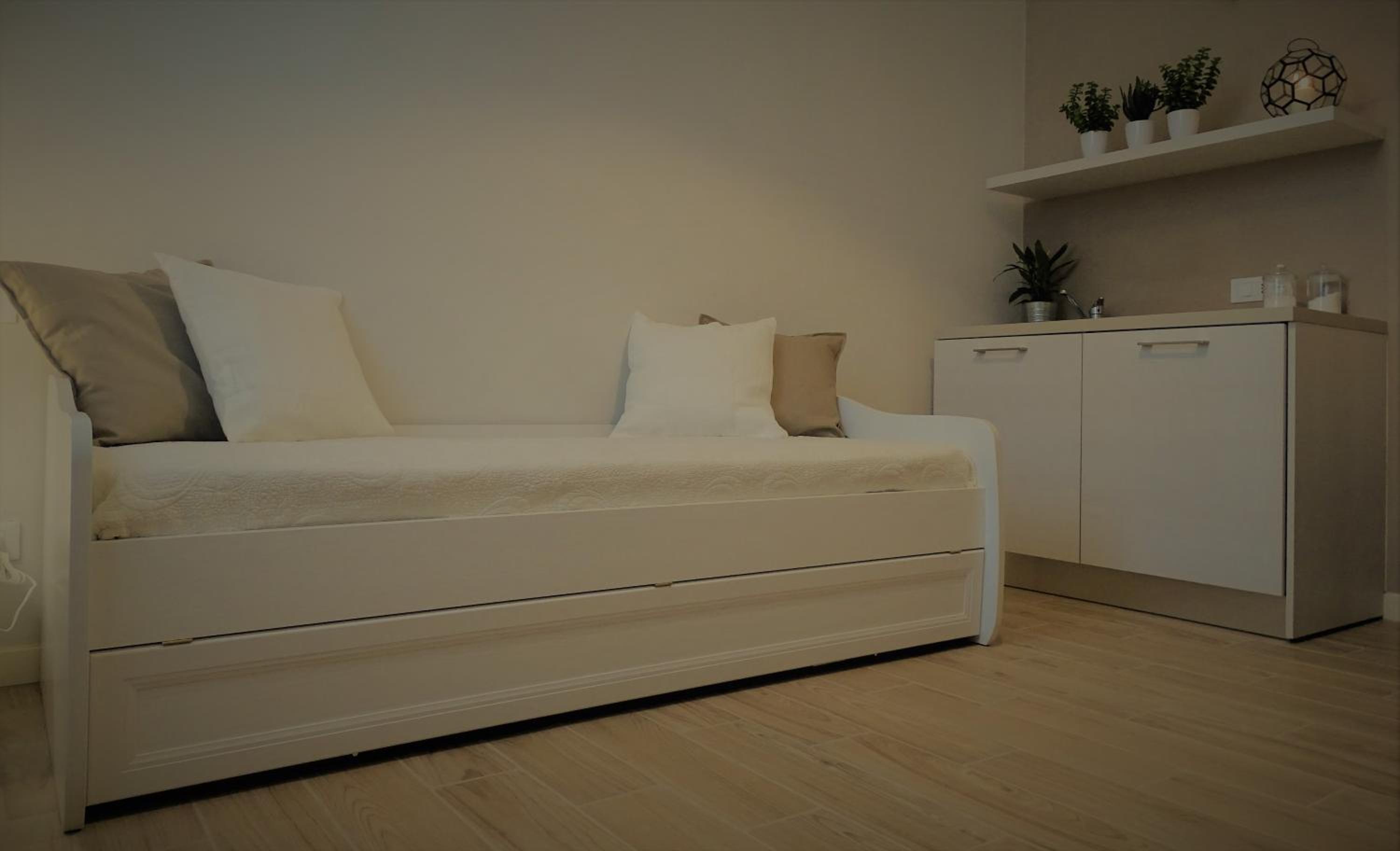 Studio Apartment photo 2