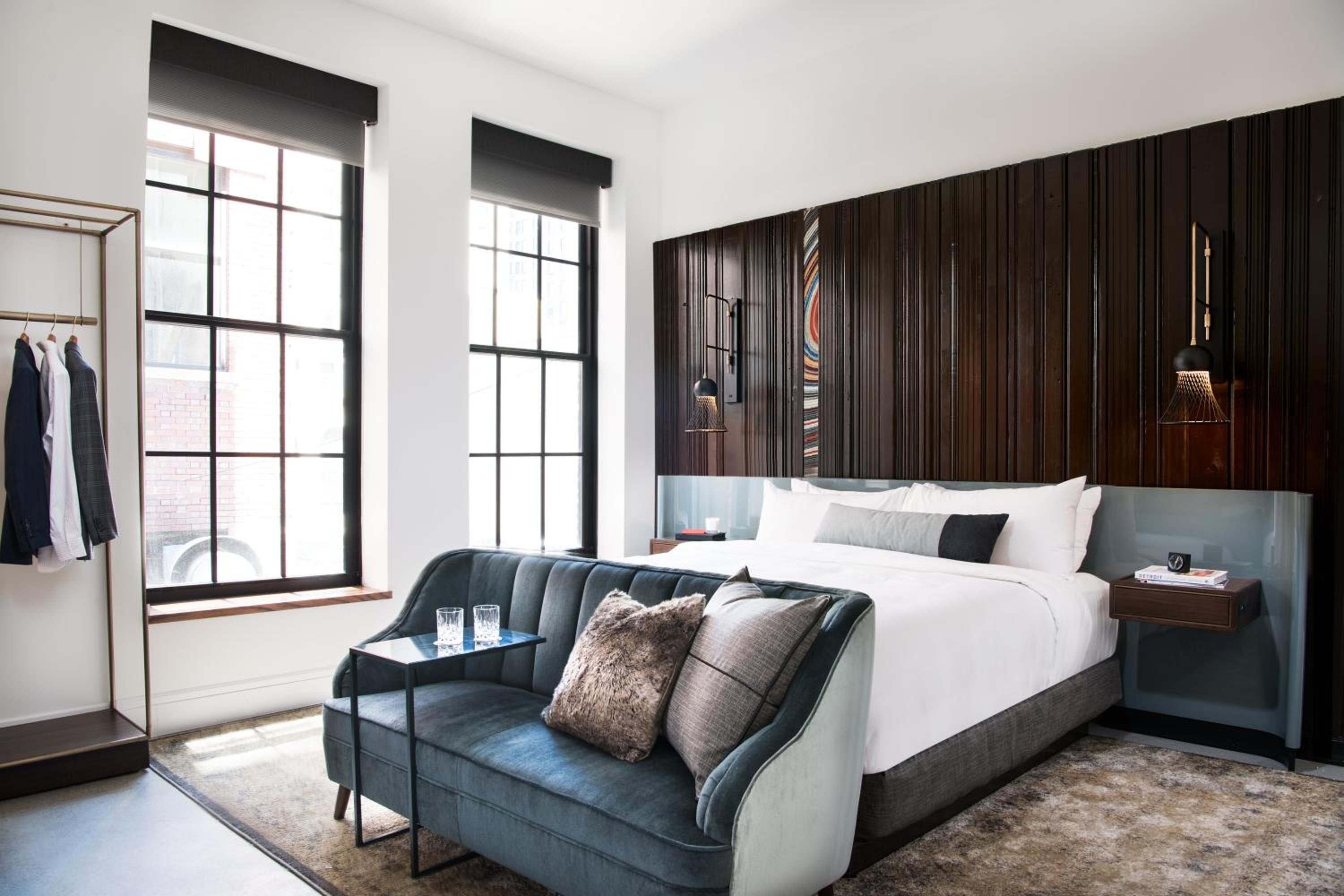 Deluxe King Room