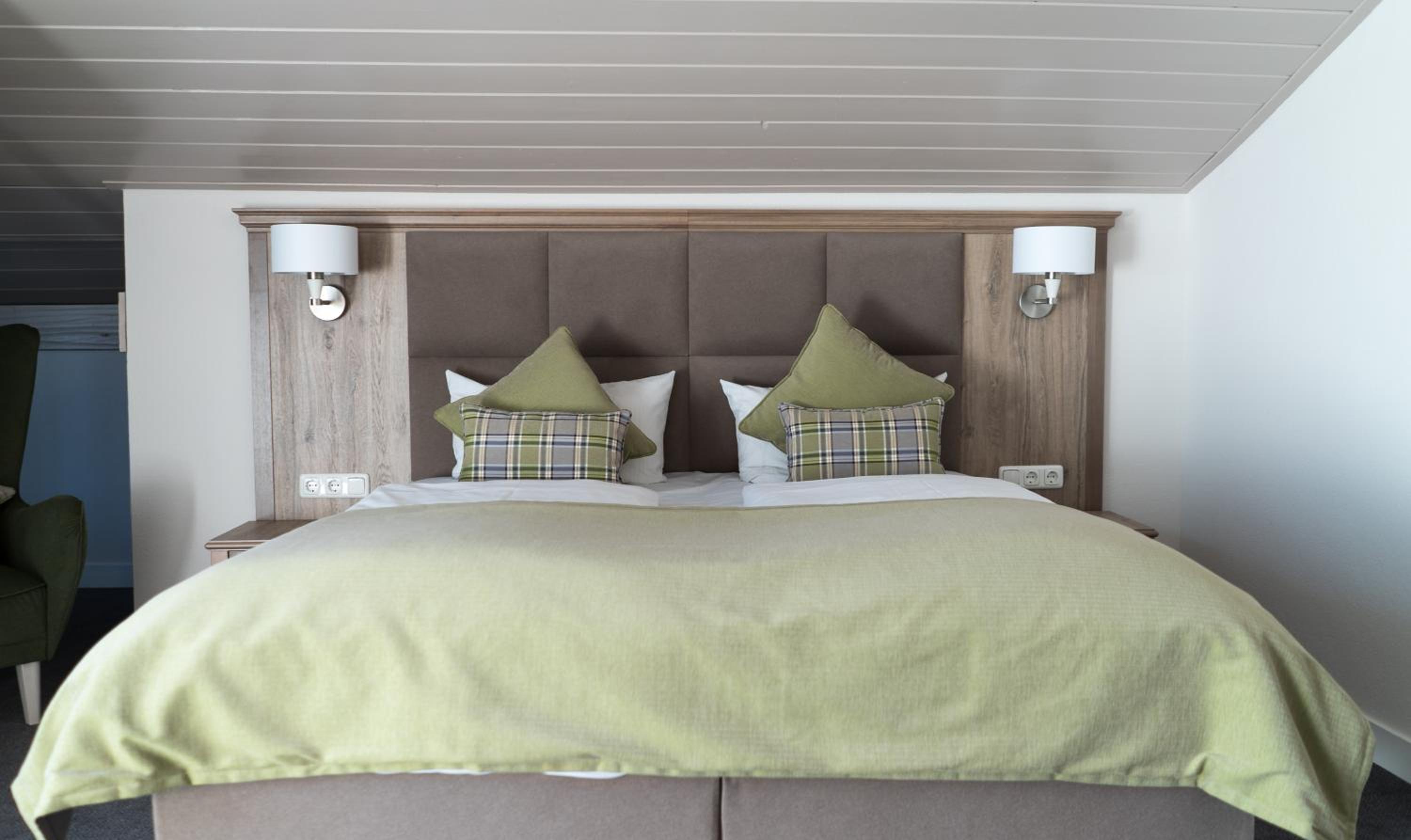 Superior Suite with Mountain View - Photo 3