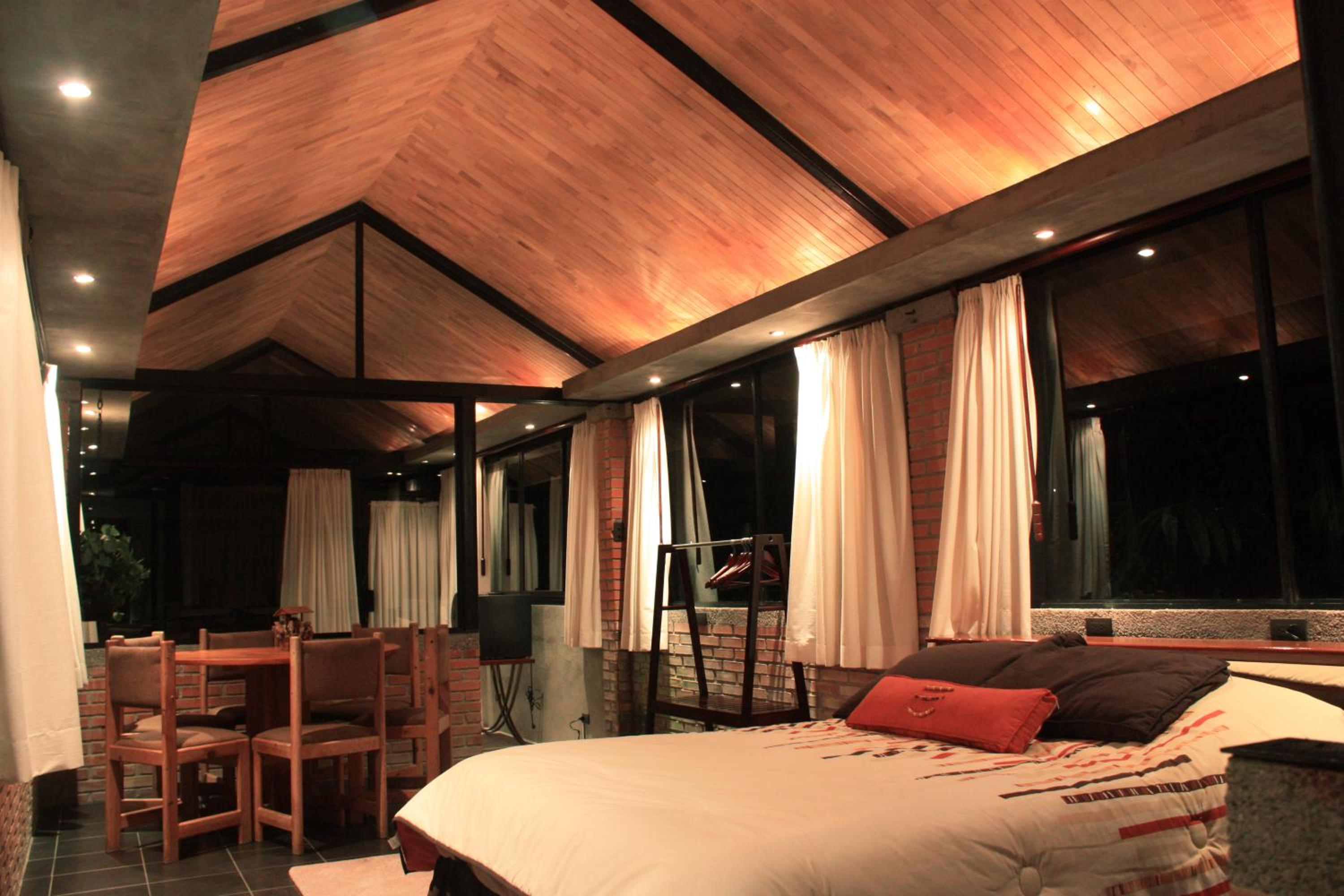 Suite photo 1