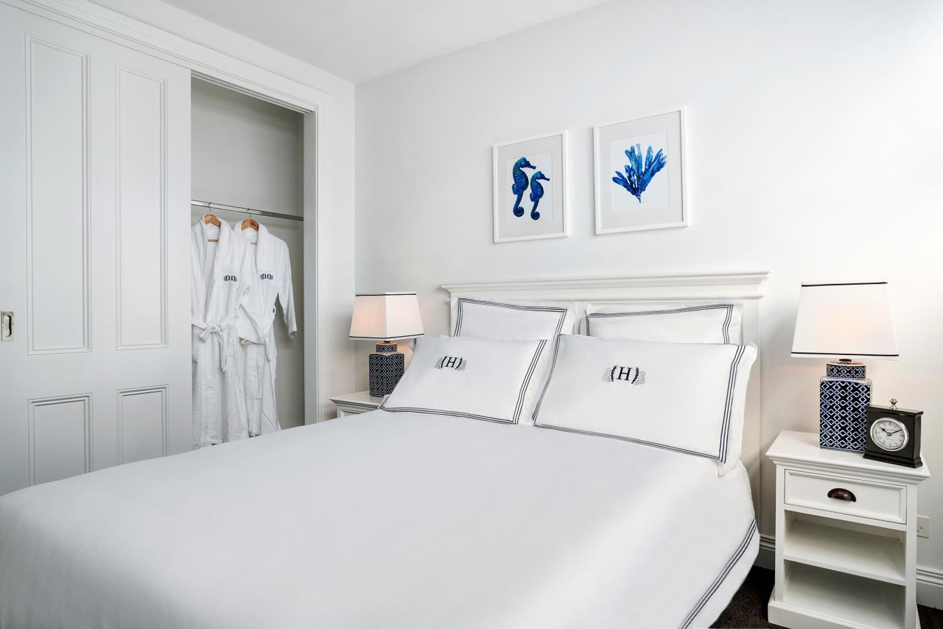 One-Bedroom Apartment thumbnail 5